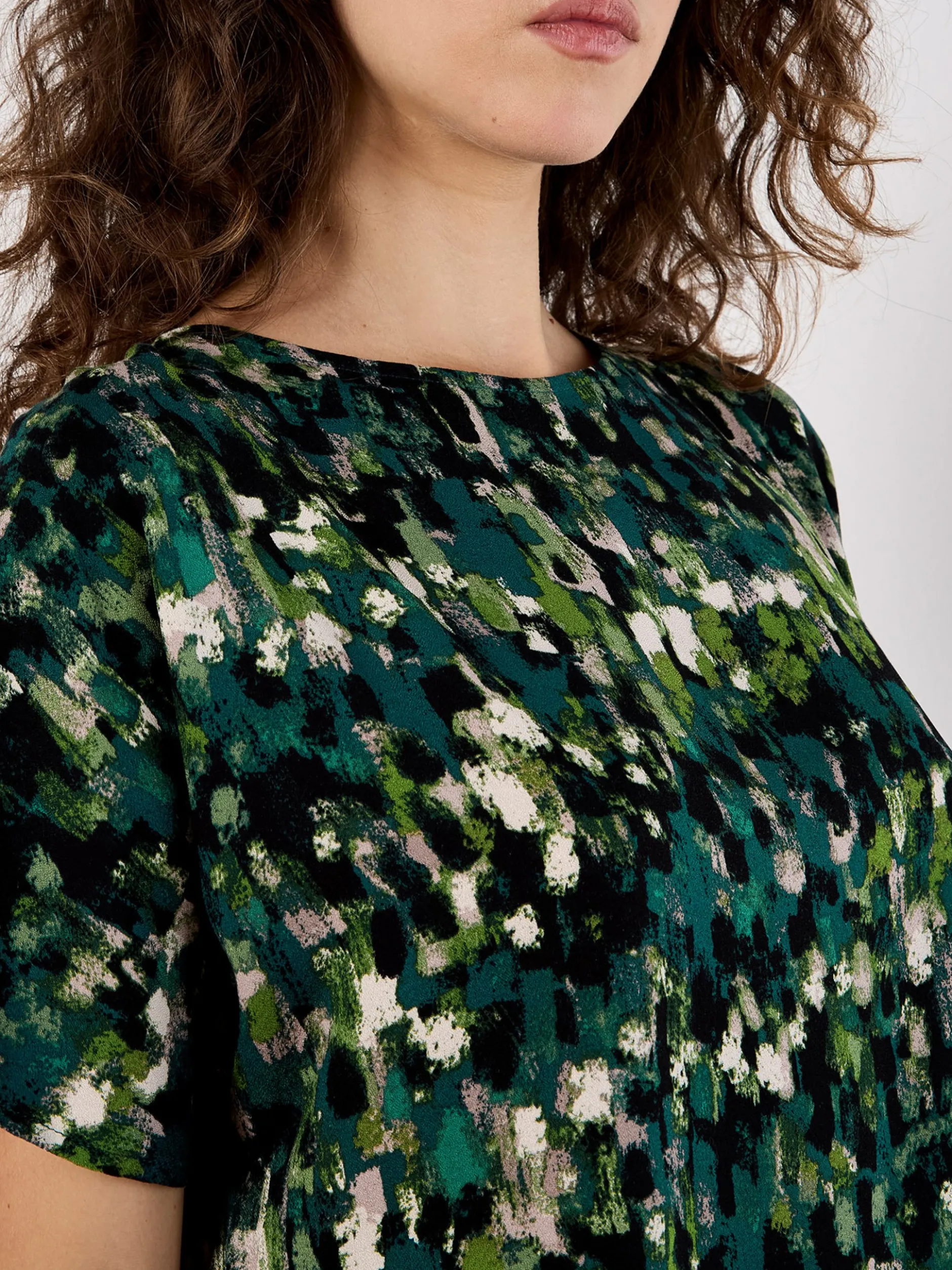 Apricot Damen T-Shirt in grün - Ärmel: kurzarm