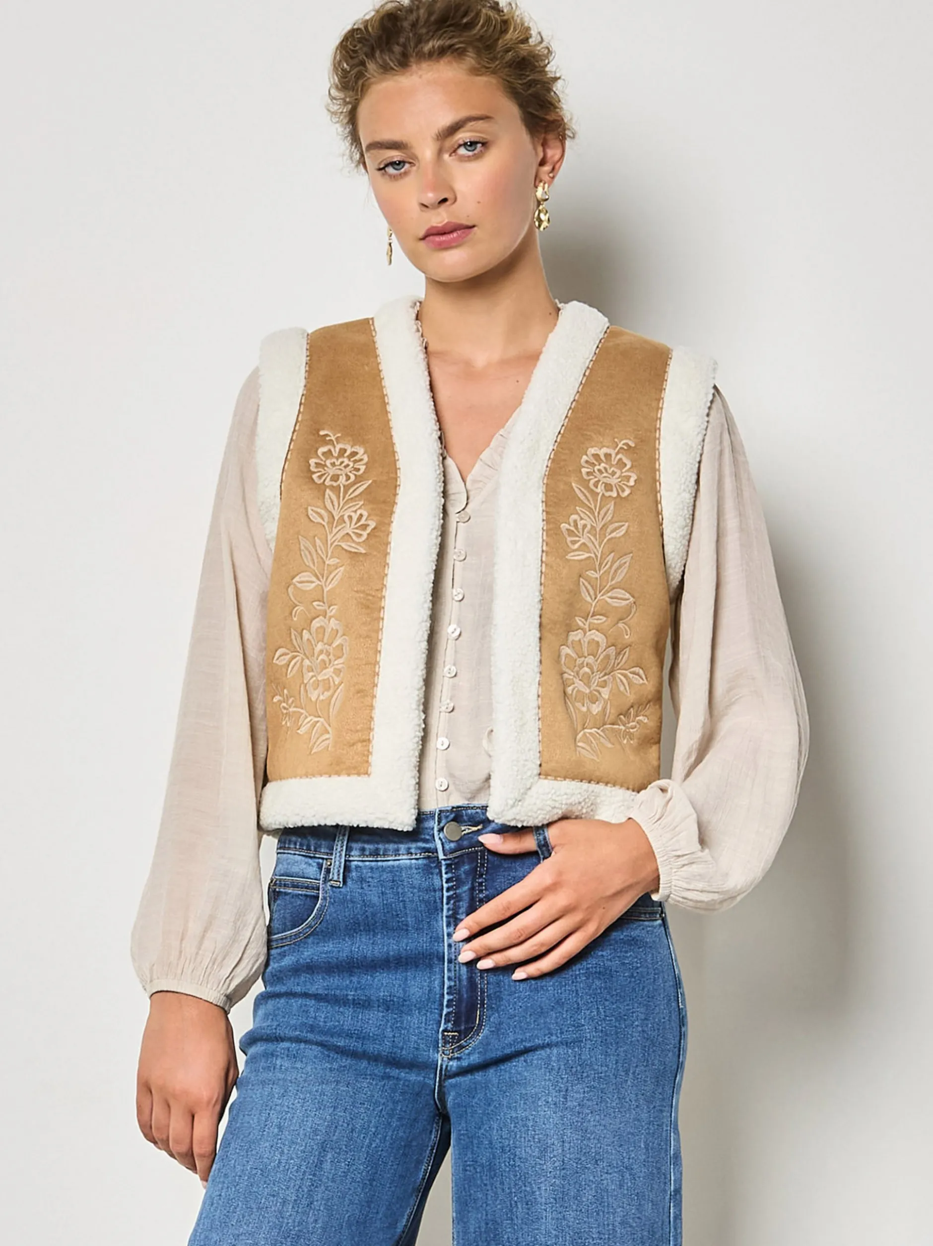 Apricot Damen Weste in camel braun