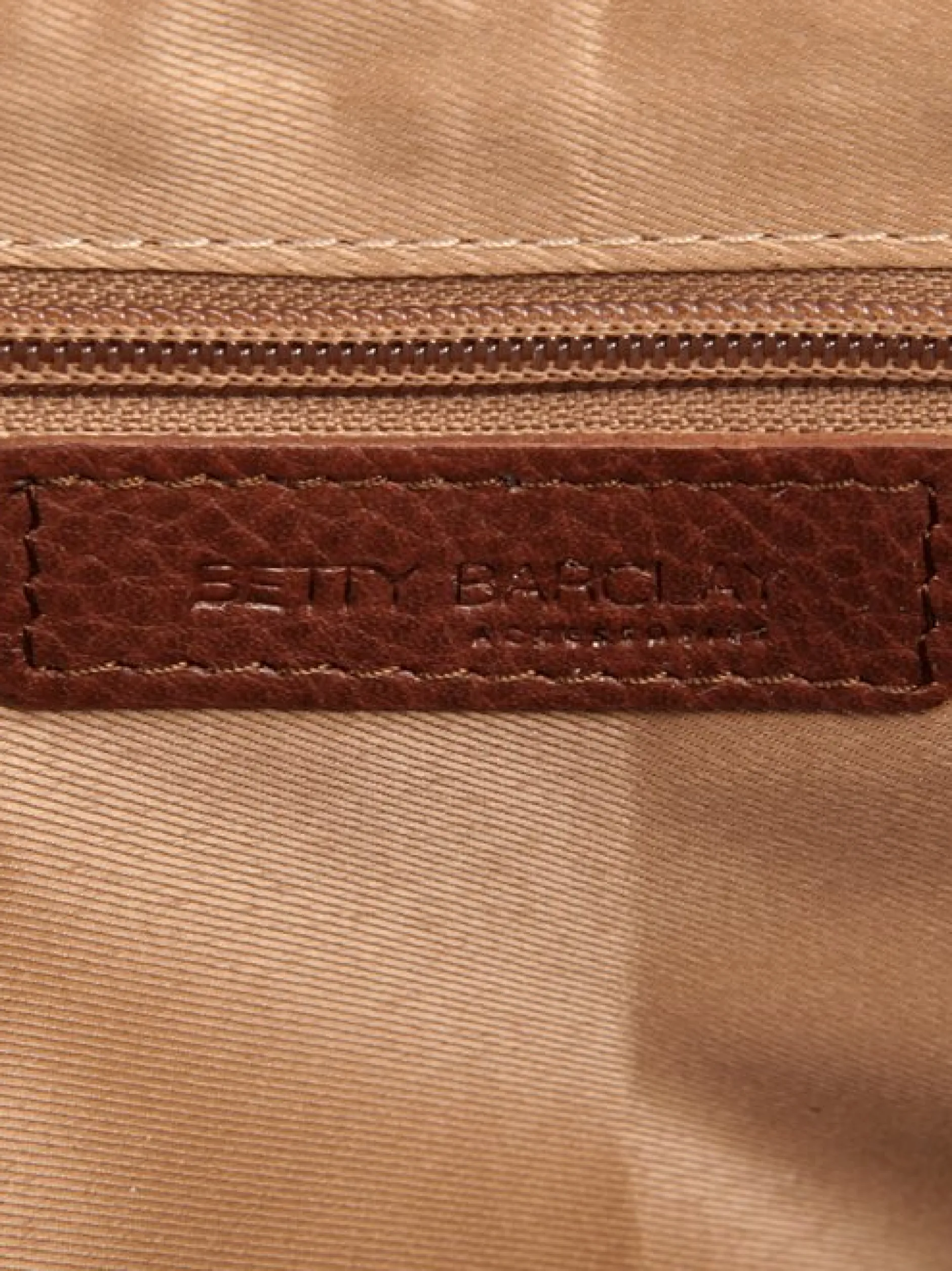 Betty Barclay Damen Rucksack in cognac