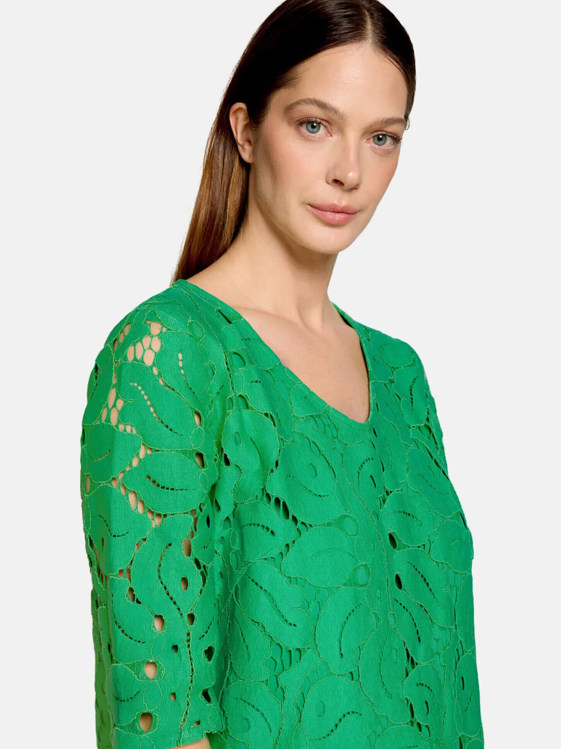 Betty Barclay Damen Spitzenkleid in grün