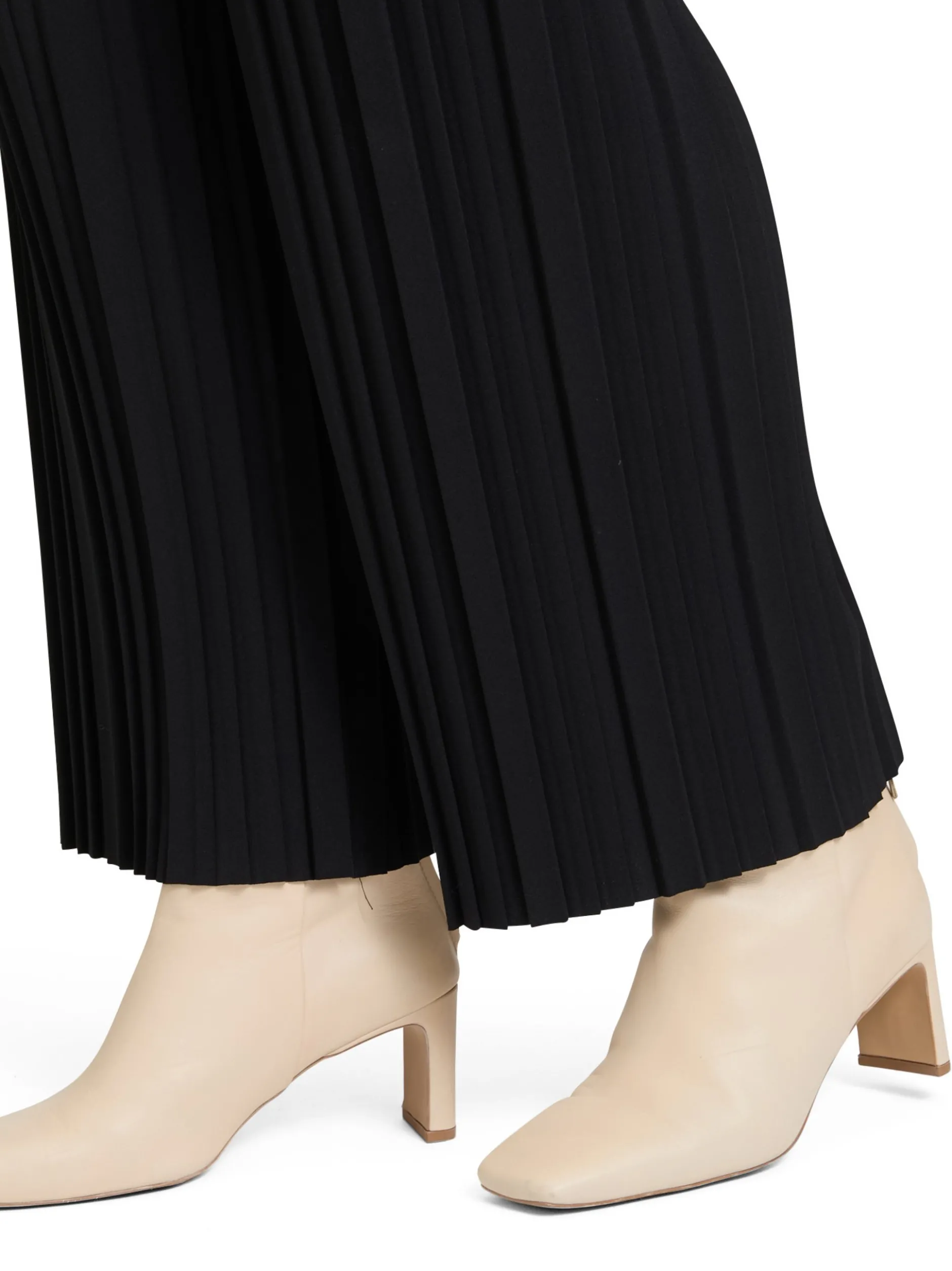 Betty Barclay Damen Stoffhose in schwarz