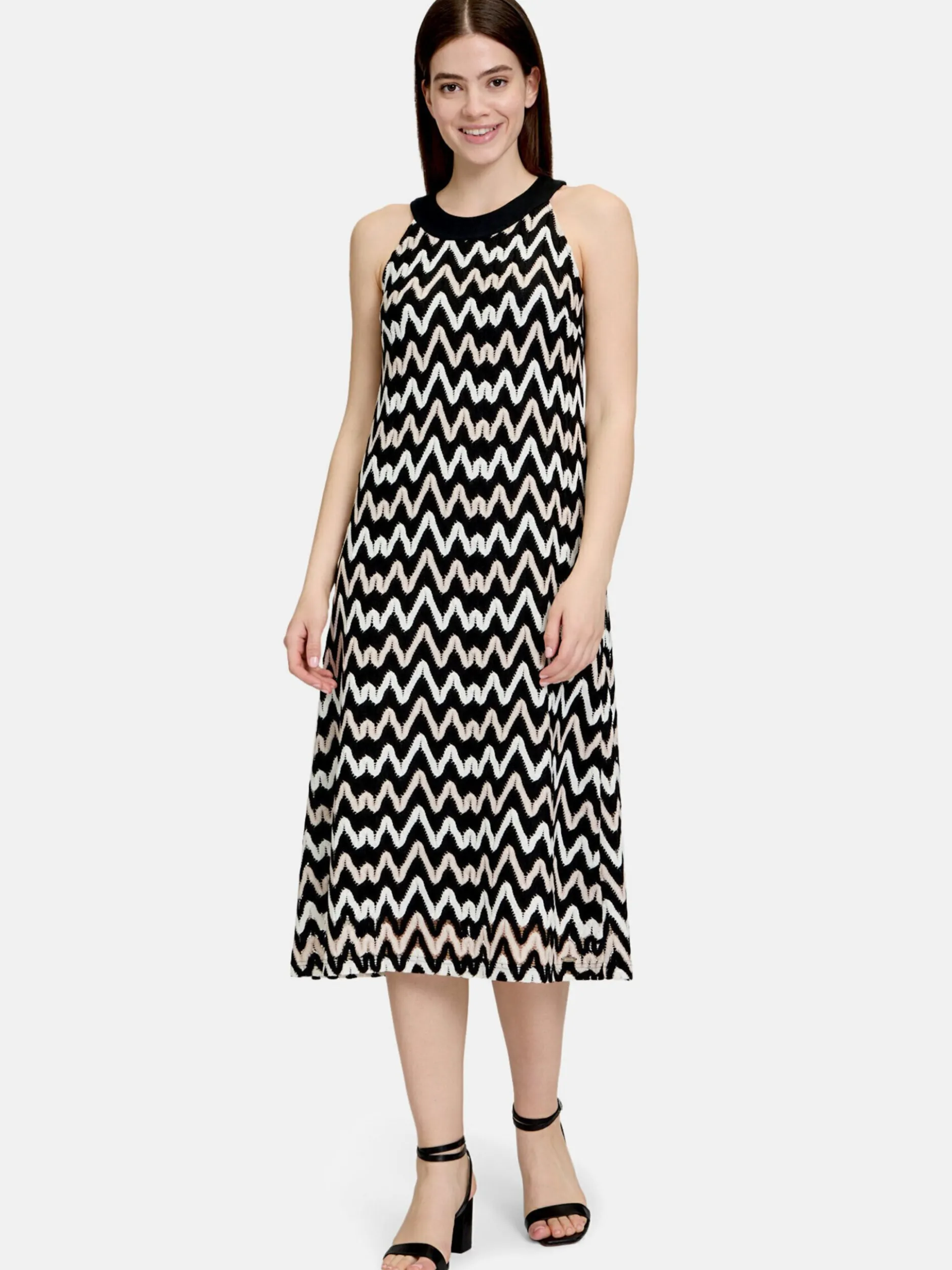 Betty & Co Damen Neckholder Kleid in mehrfarbig schwarz