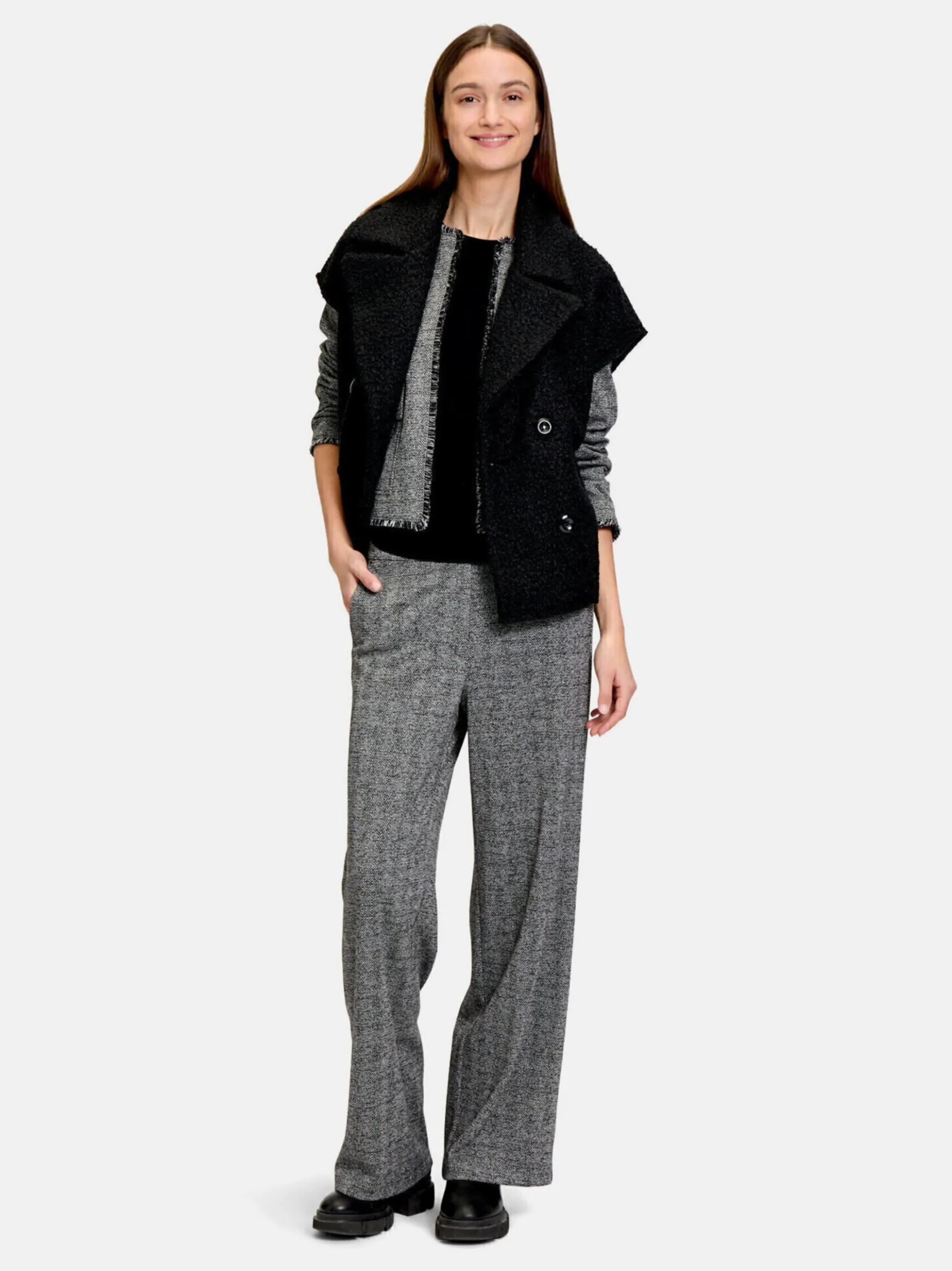 Betty & Co Damen Stoffhose in schwarz mehrfarbig