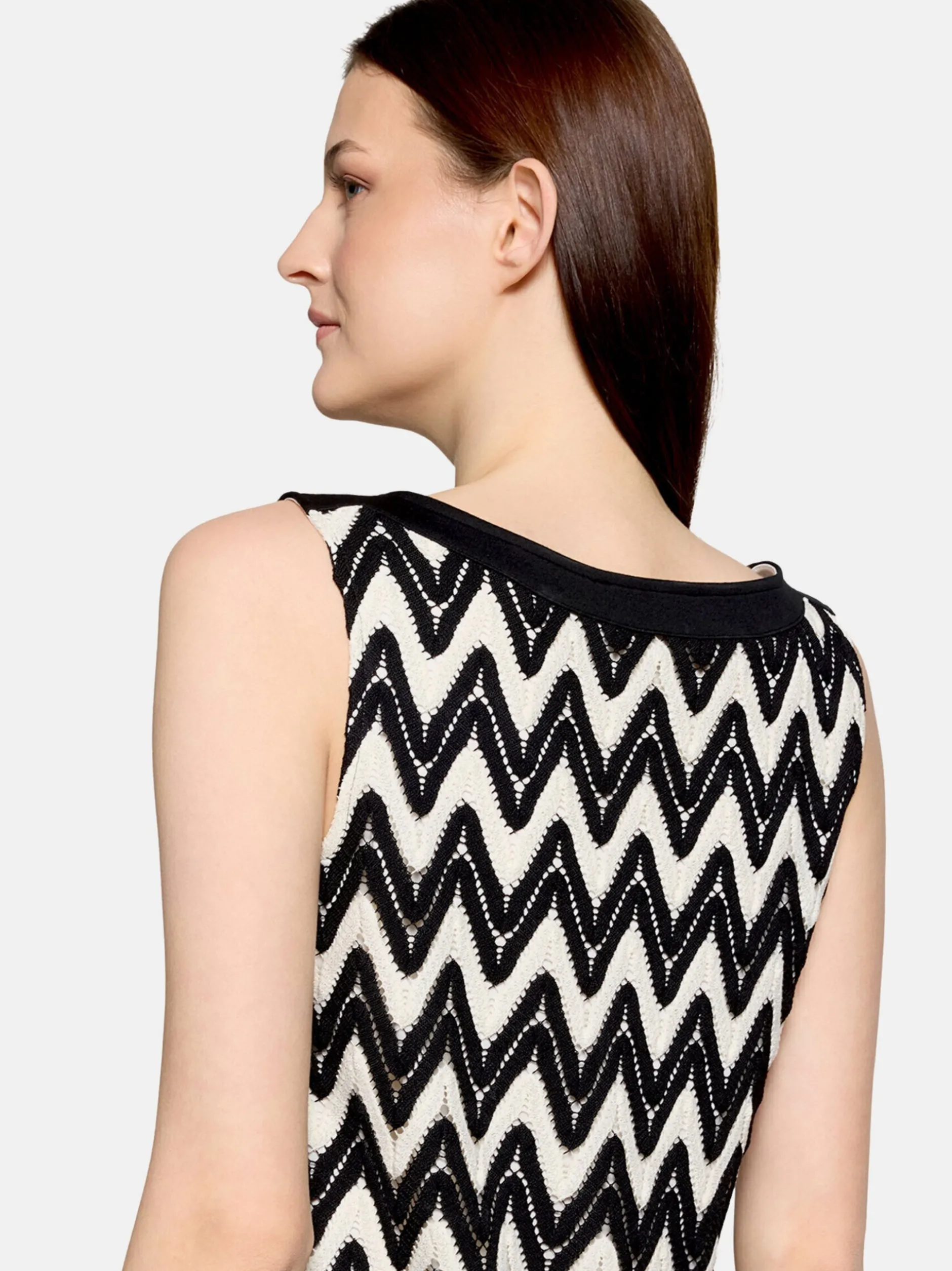 Betty & Co Damen Strukturshirt in schwarz mehrfarbig