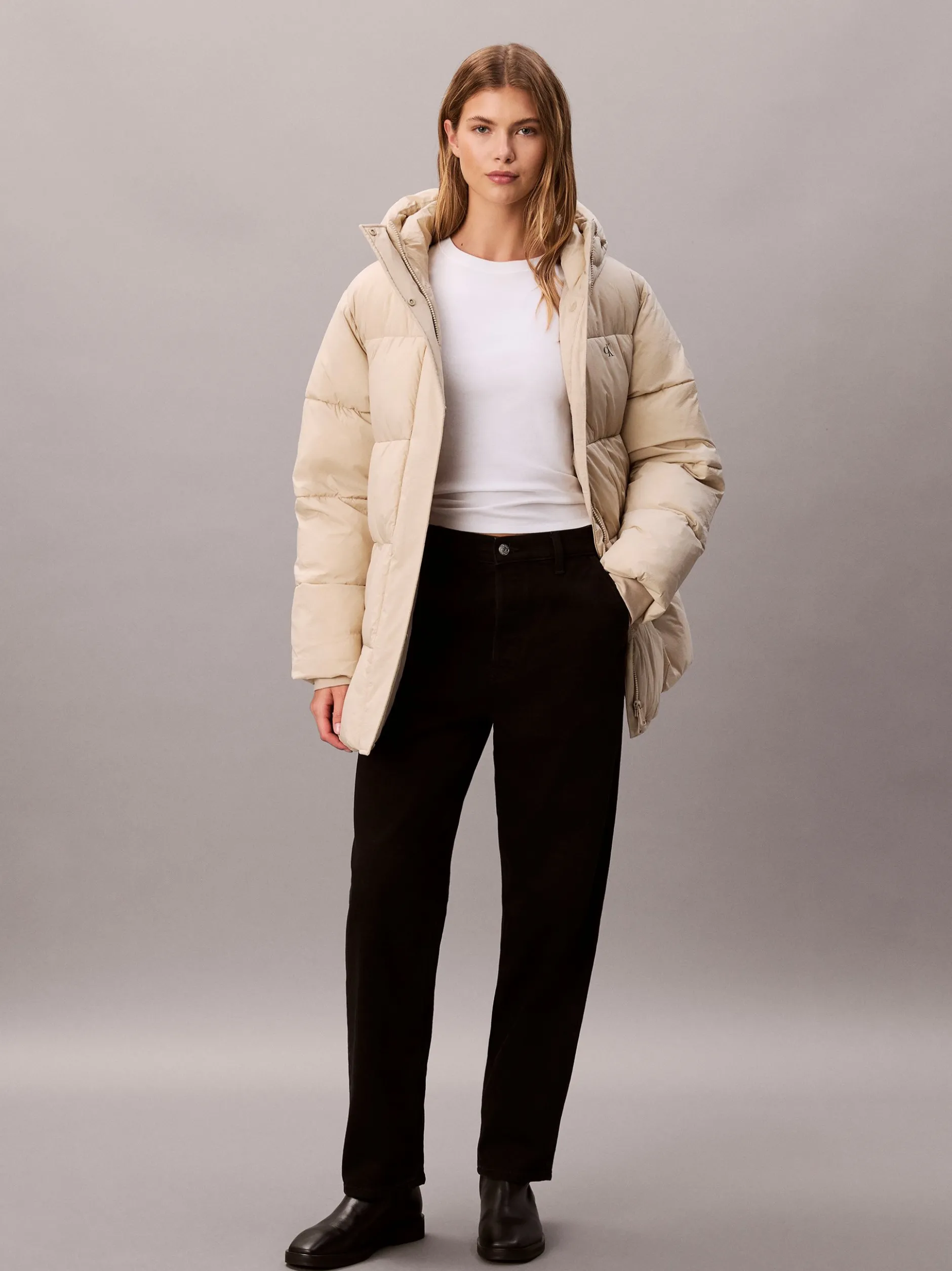 Calvin Klein Jeans Damen Funktionsjacke in beige