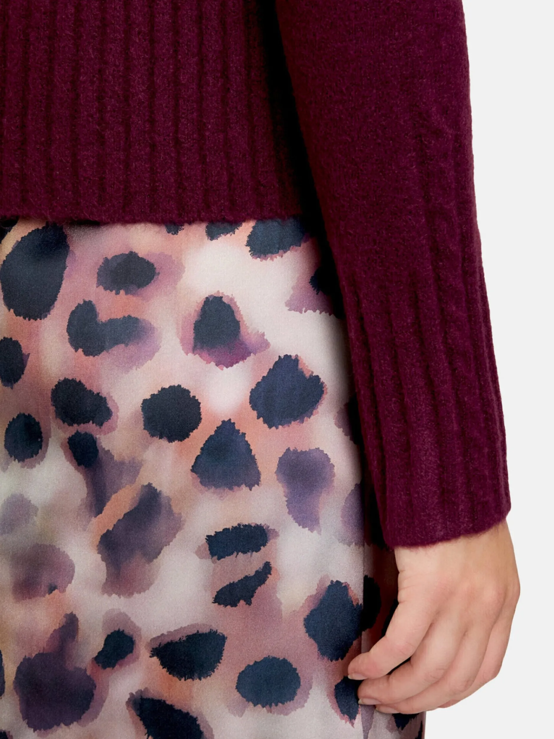 Cartoon Damen Midikleid in aubergine mehrfarbig