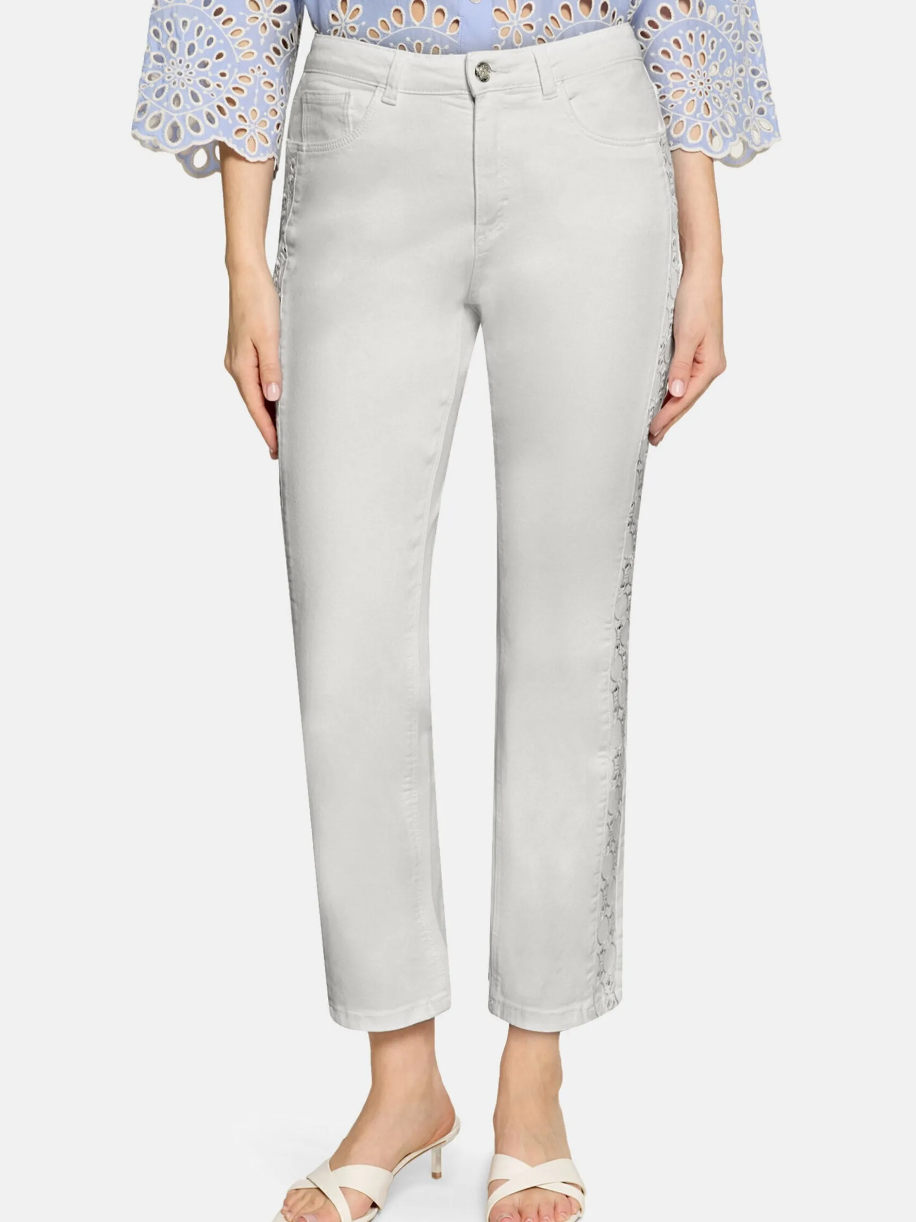 Cartoon Damen Regular Fit-Jeans in weiß