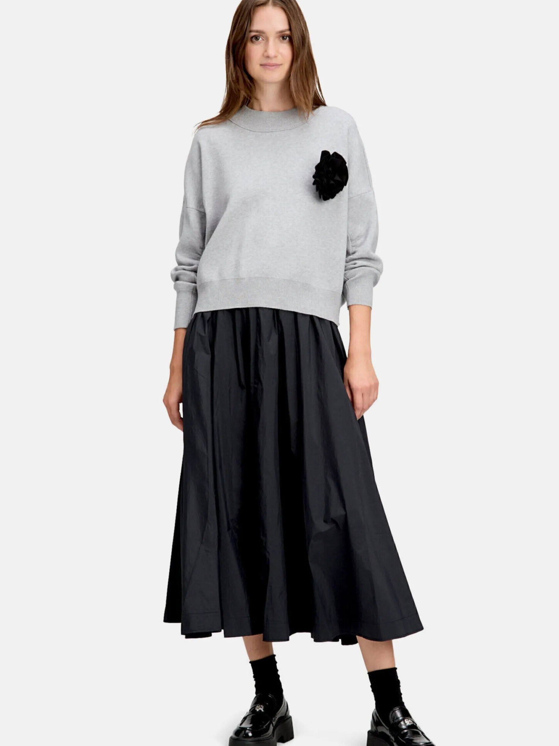 Cartoon Damen Strickpullover in grau