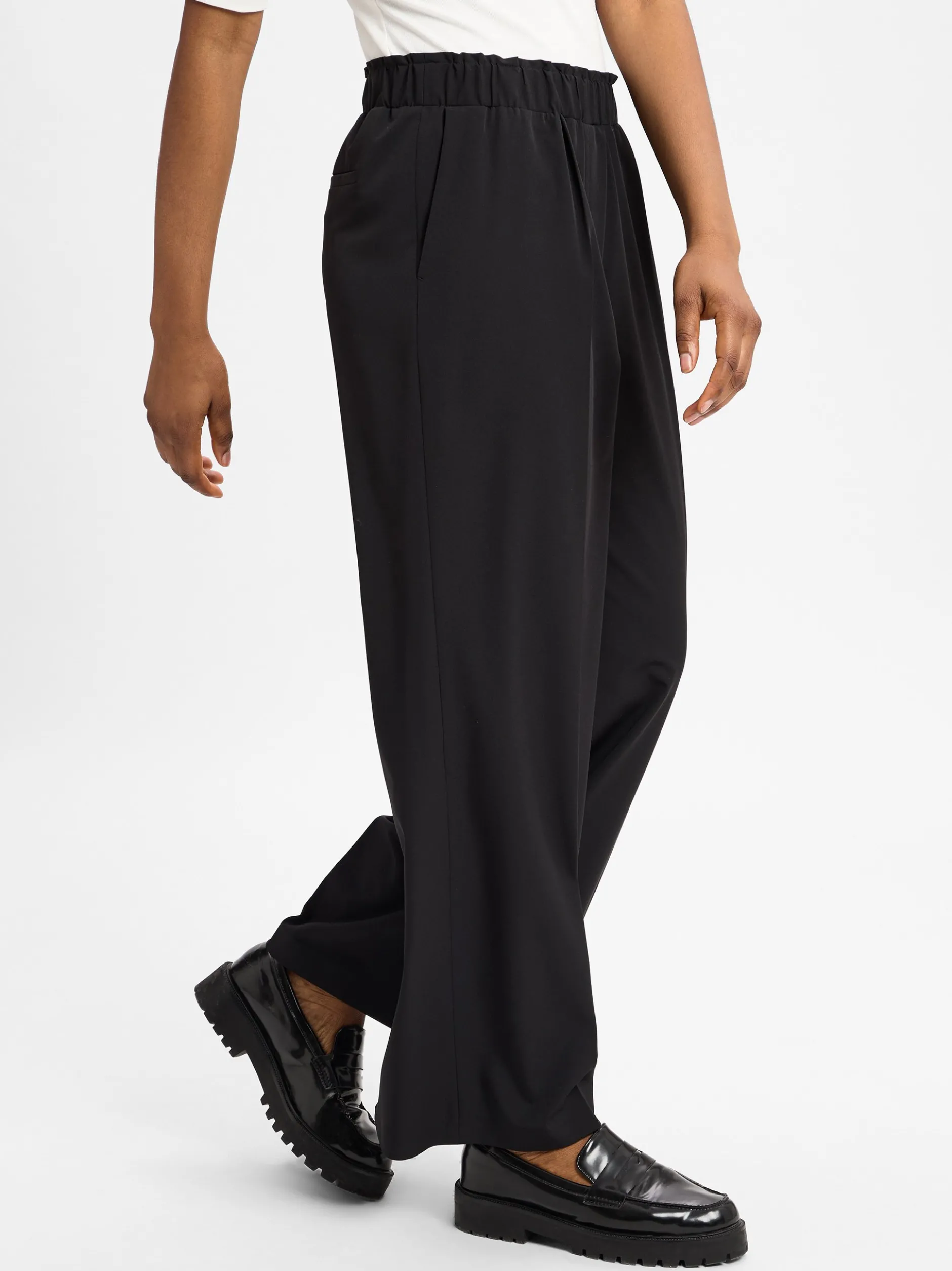 comma casual identity Damen Hose in schwarz