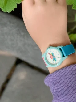 Cool Time Mädchen Armbanduhr - The Cool Red Apple in hellblau