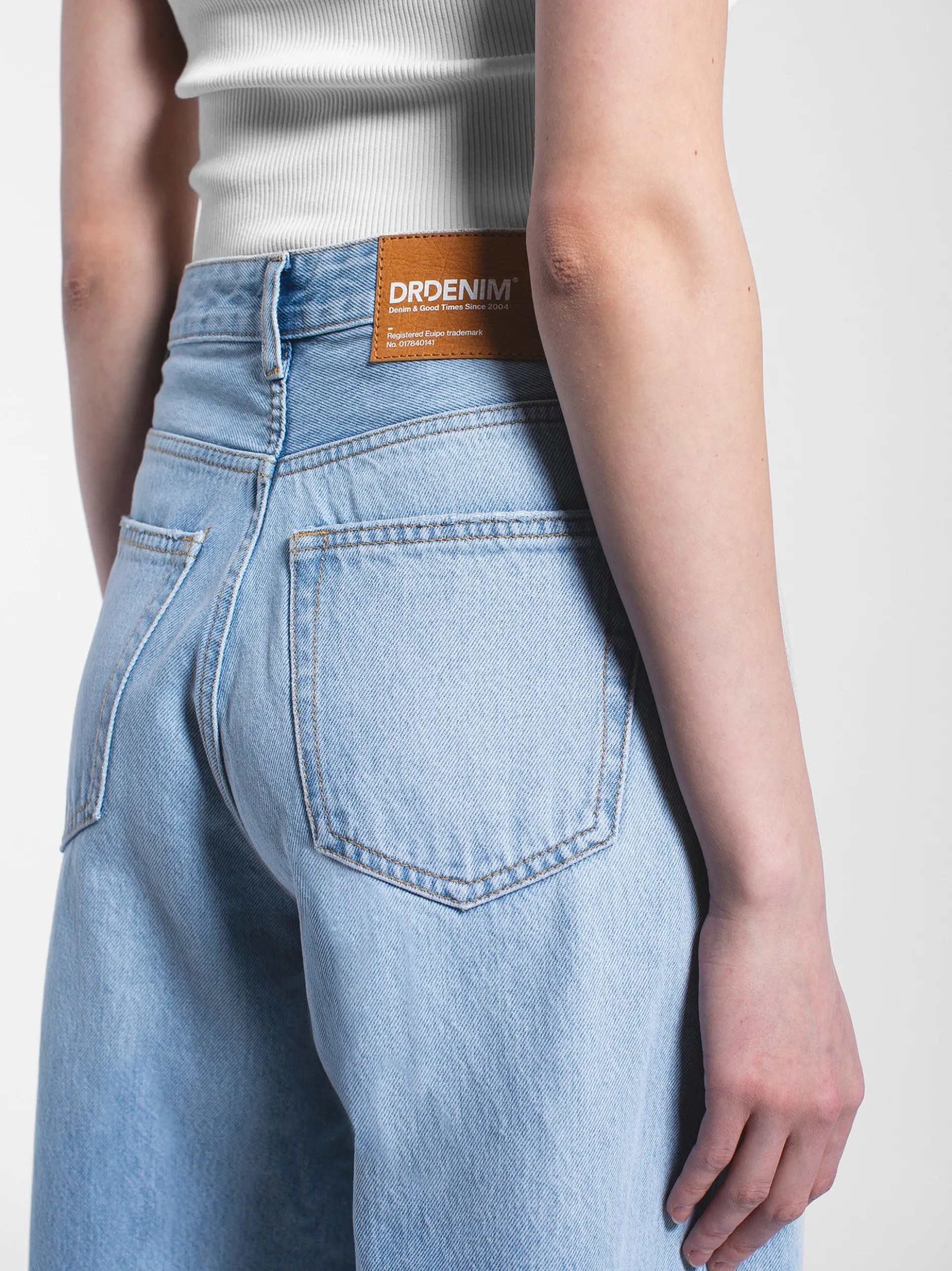 Dr. Denim Damen Jeans – Donna High Relaxed Jeans in bleached