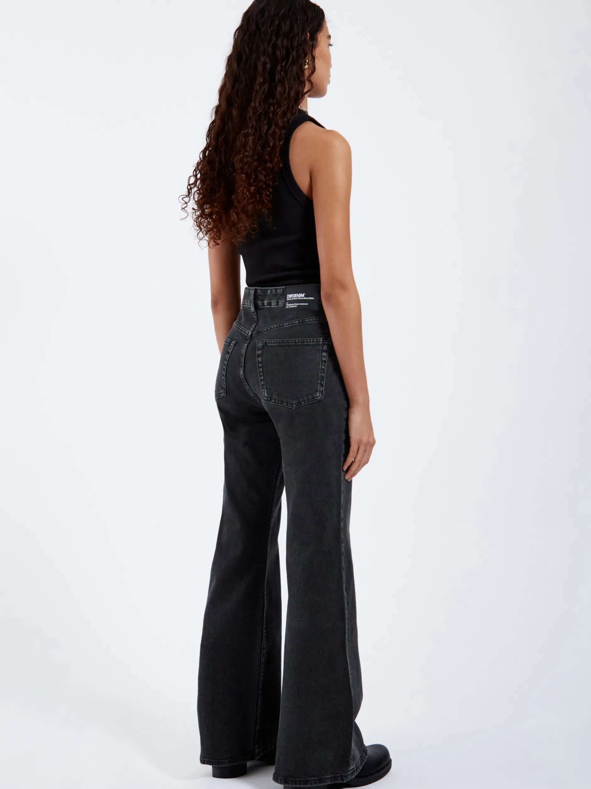 Dr. Denim Damen Jeans – Elba Mid Bootcut in schwarz