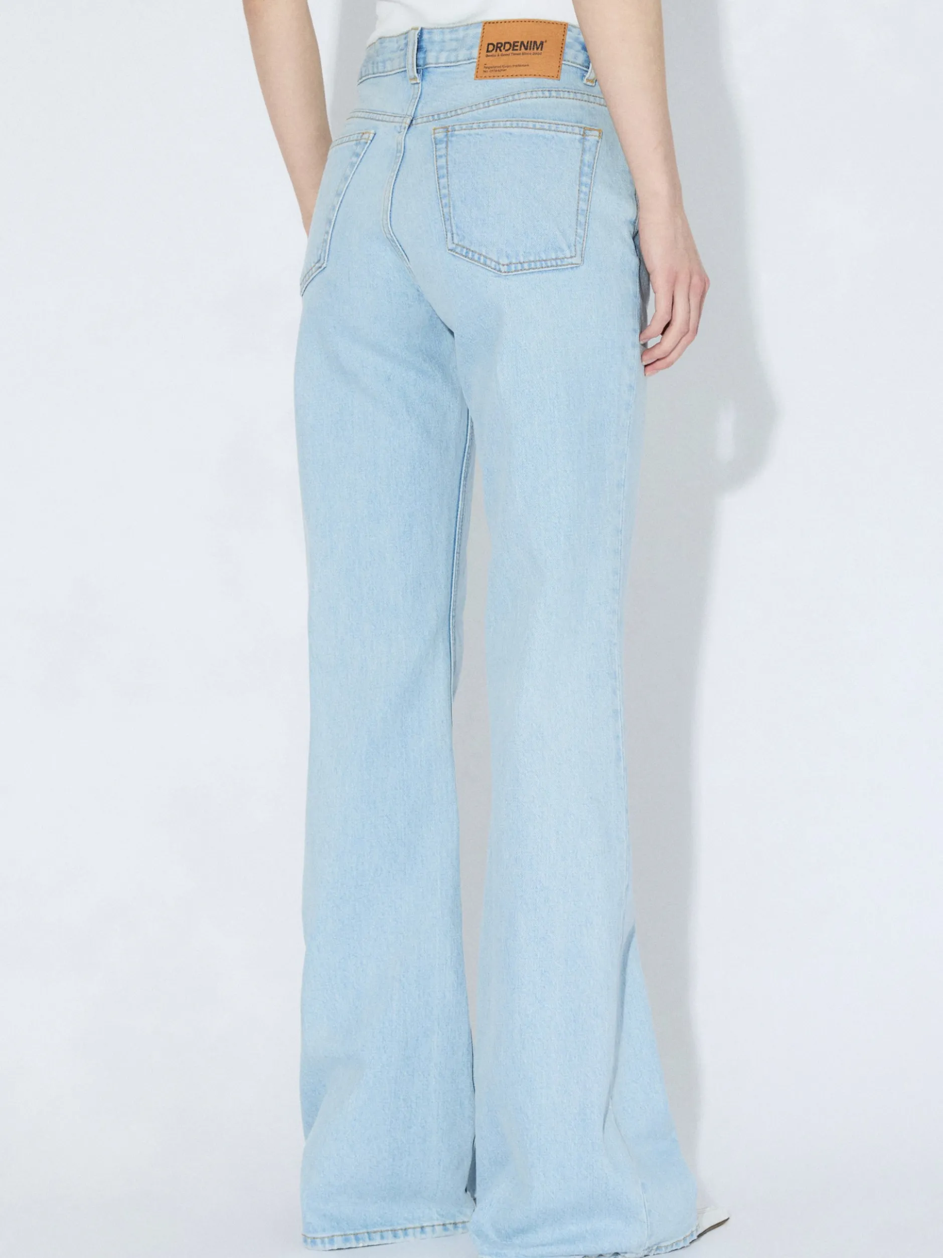 Dr. Denim Damen Jeans – Elba Mid Bootcut in bleached