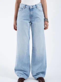 Dr. Denim Damen Jeans – Hill Low Relaxed Jeans in bleached