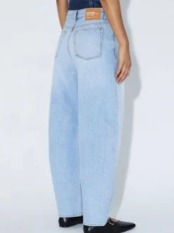 Dr. Denim Damen Jeans – Nanci Mid Barrel in bleached