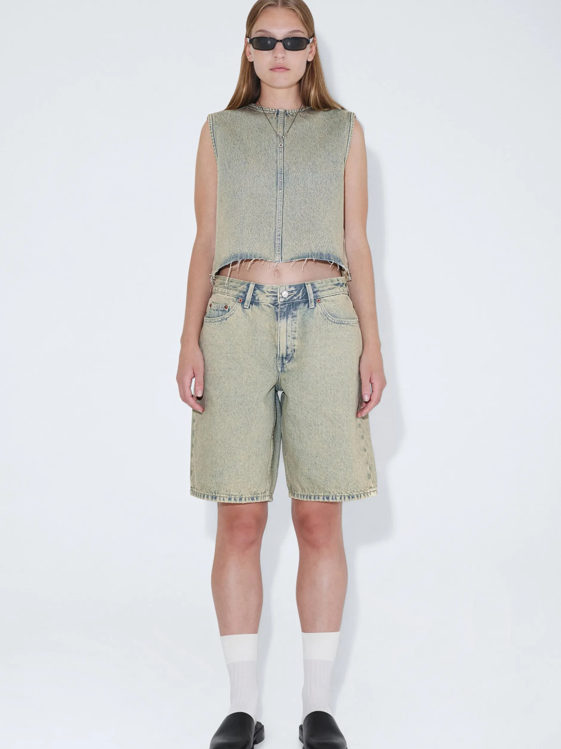 Dr. Denim Damen Shorts – Asra in gelb