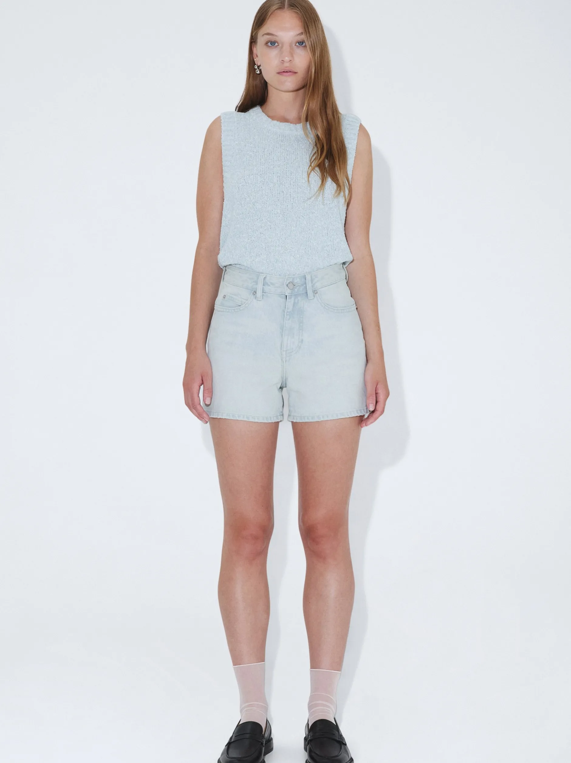 Dr. Denim Damen Shorts – Nora in bleached