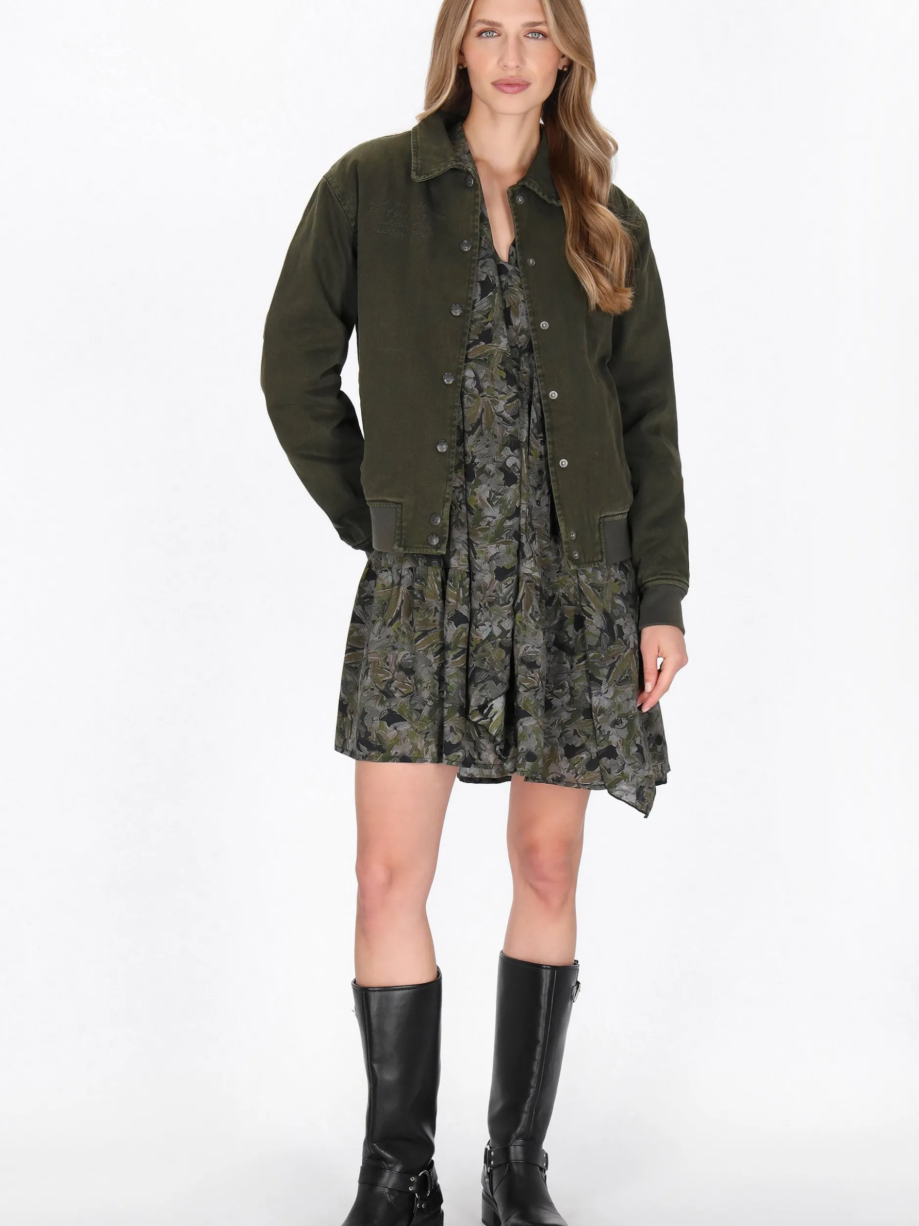 Dreimaster Damen Jacke in oliv