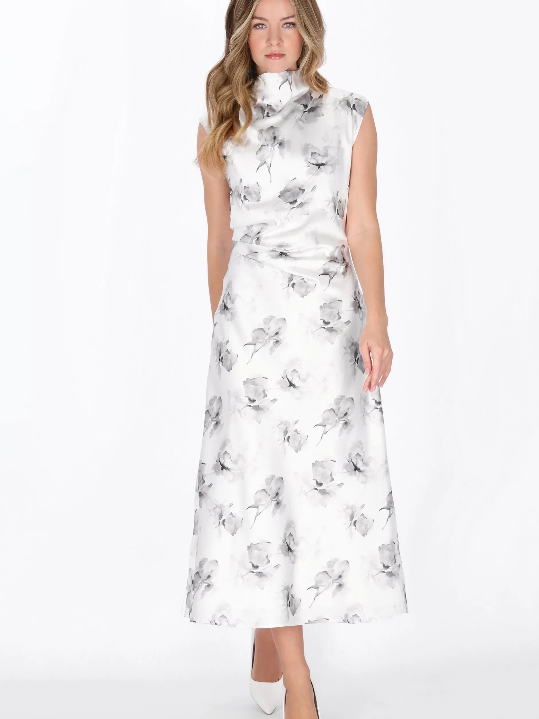 Dreimaster Damen Kleid in beige - Länge: mittel
