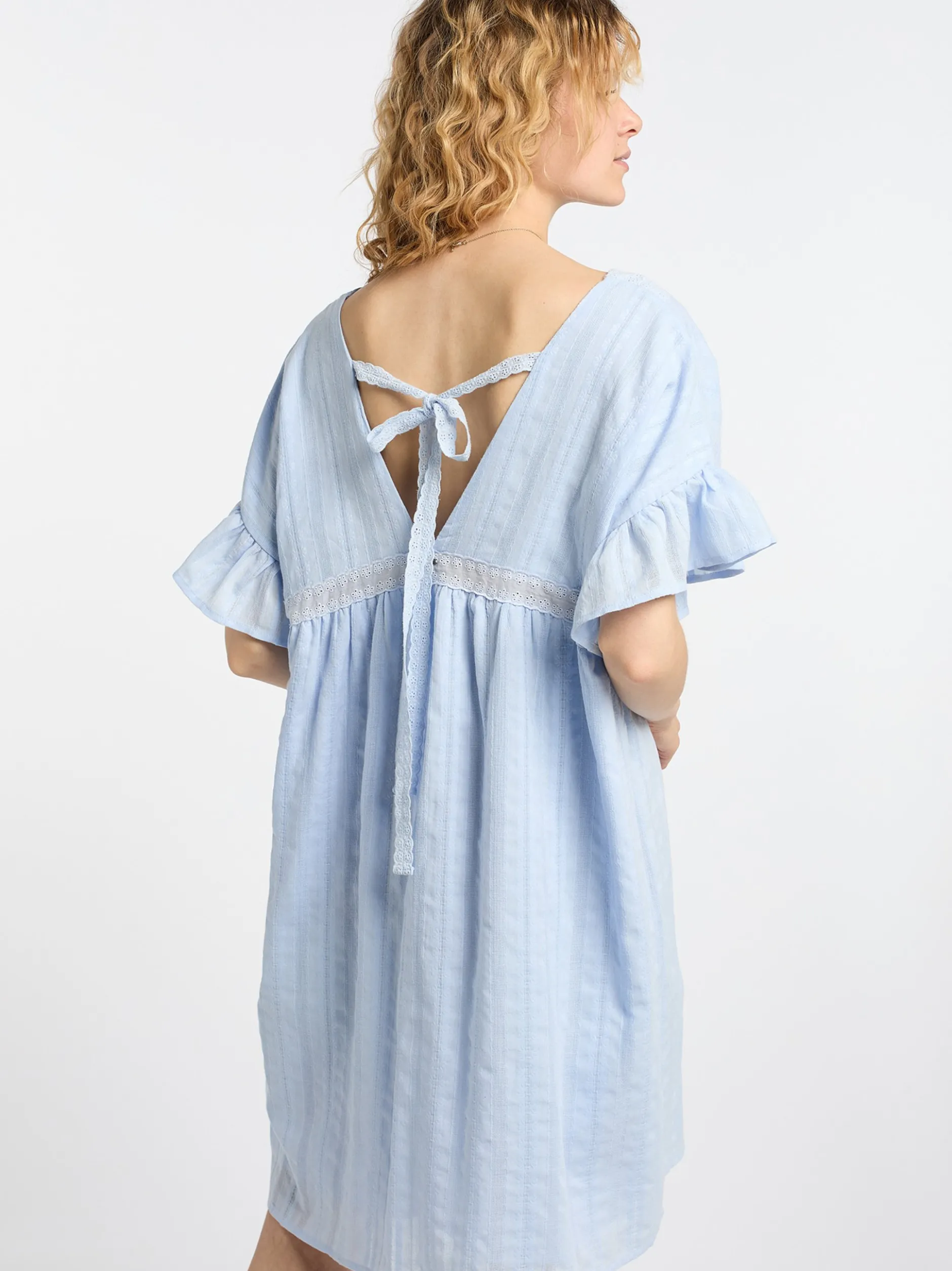 Dreimaster Damen Kleid in hellblau - Länge: mittel
