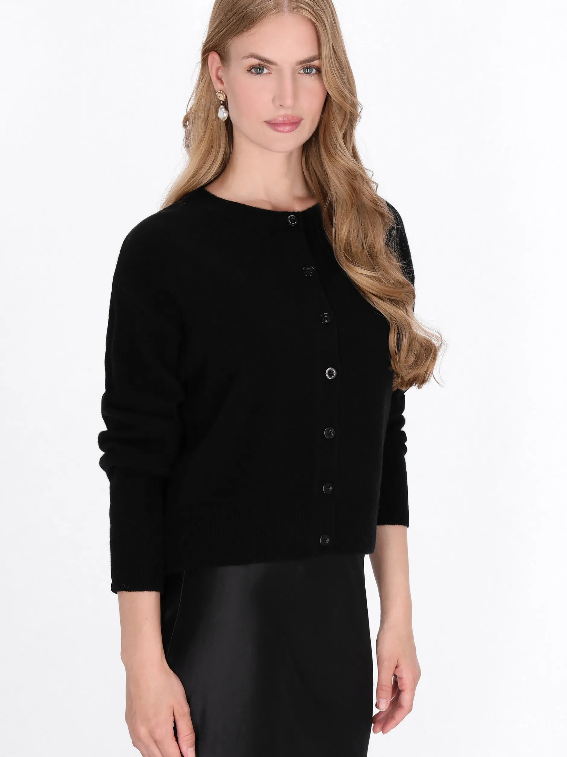 Dreimaster Damen Strickjacke in schwarz