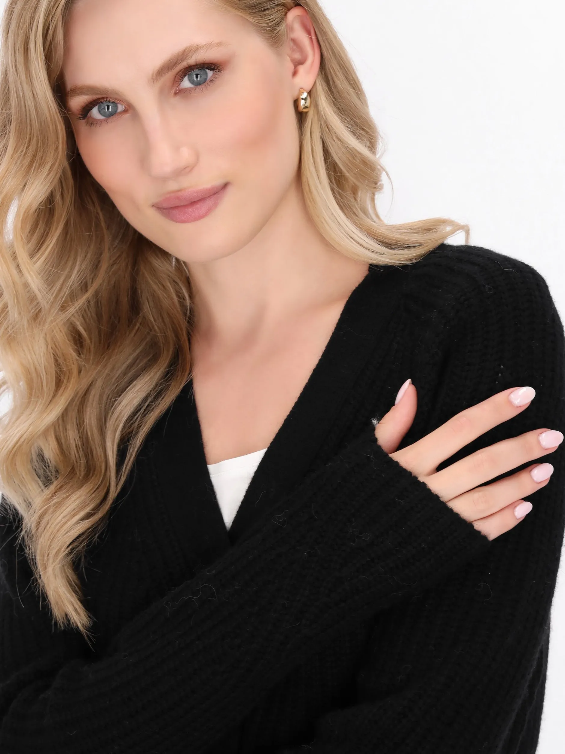 Dreimaster Damen Strickjacke in schwarz
