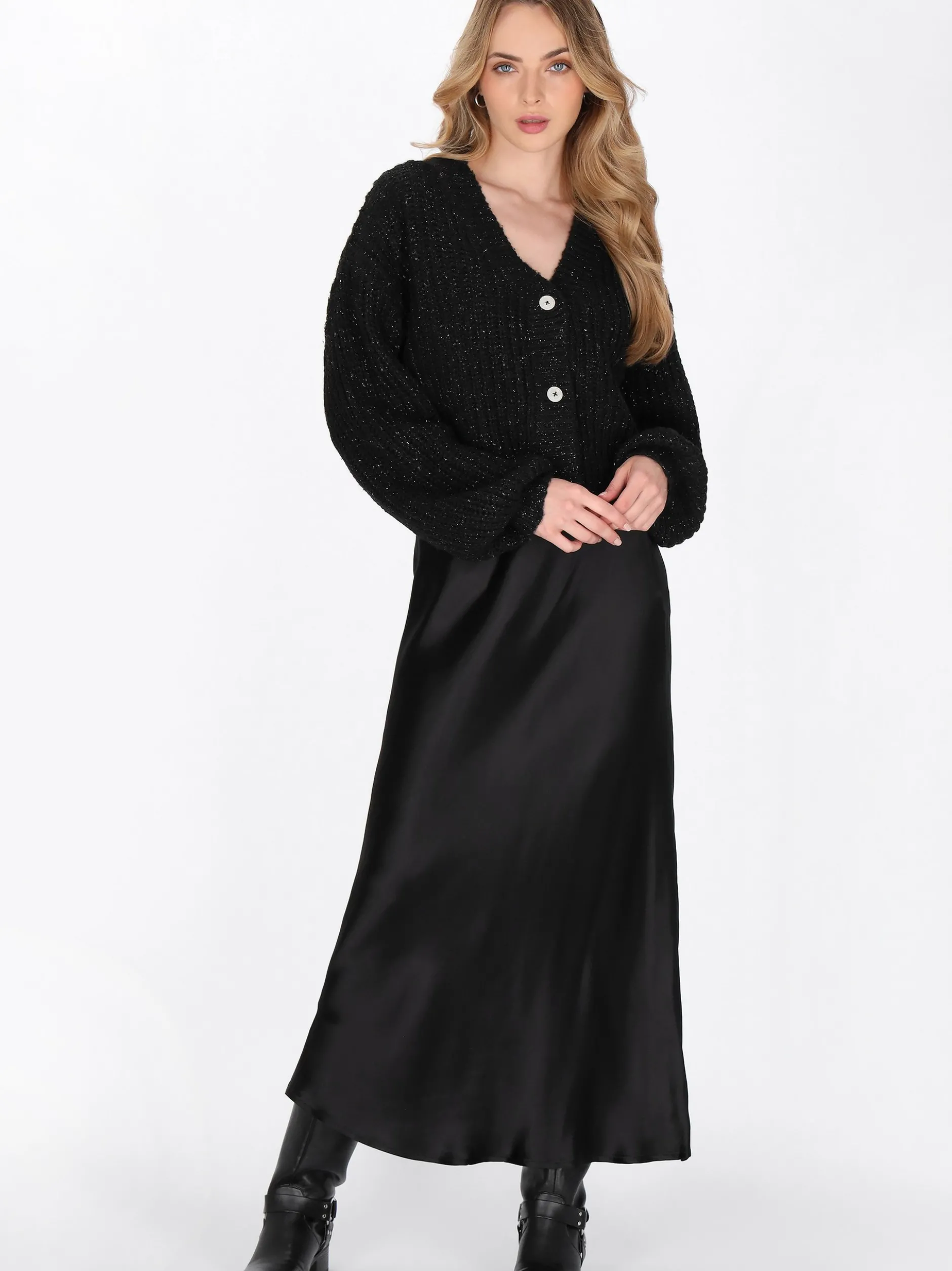 Dreimaster Damen Strickjacke in schwarz