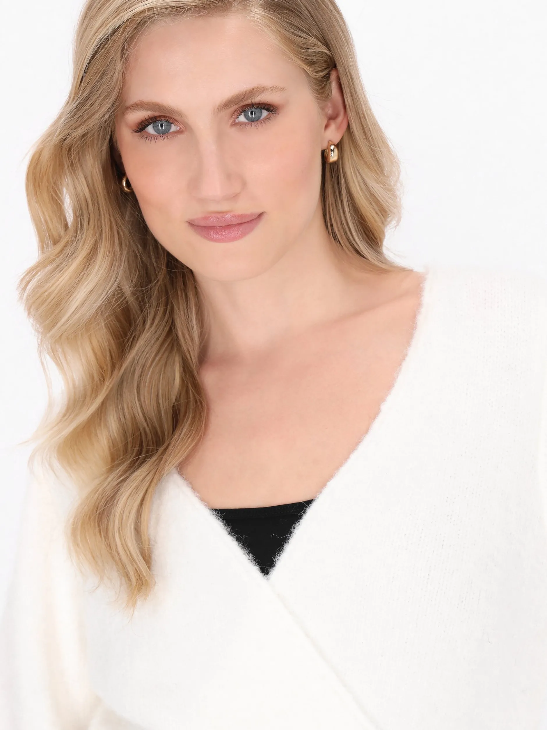Dreimaster Damen Strickjacke in weiß