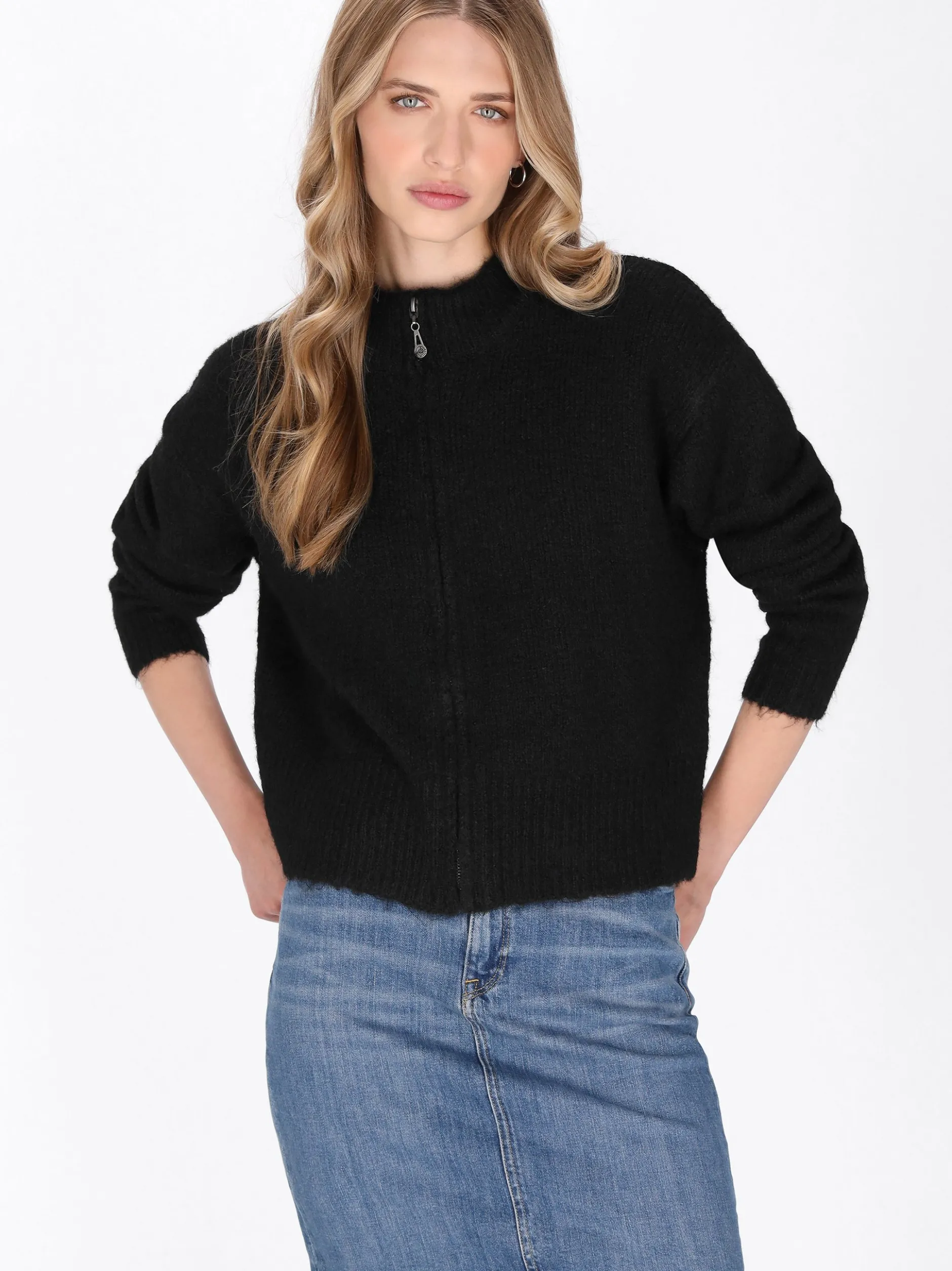 Dreimaster Damen Strickjacke in schwarz