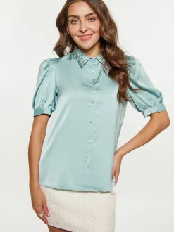Faina Damen Hemdbluse in mint - Ausschnitt: Rundhals
