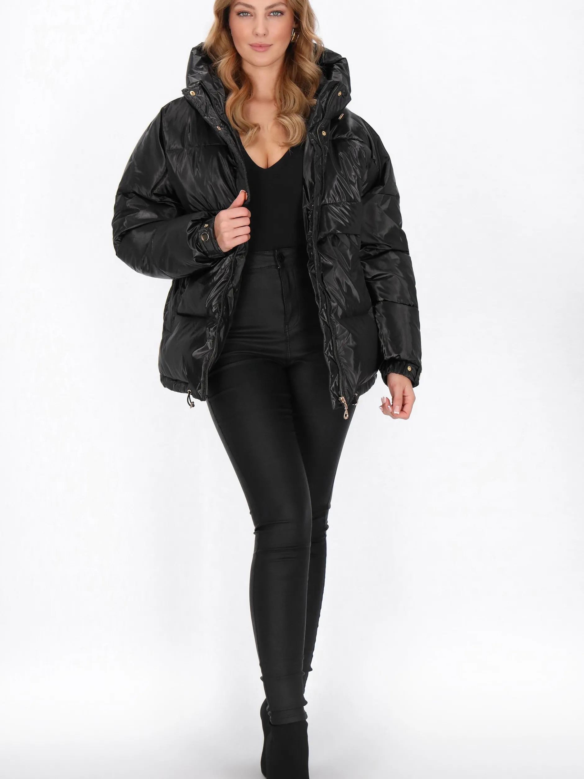 Faina Damen Jacke in schwarz