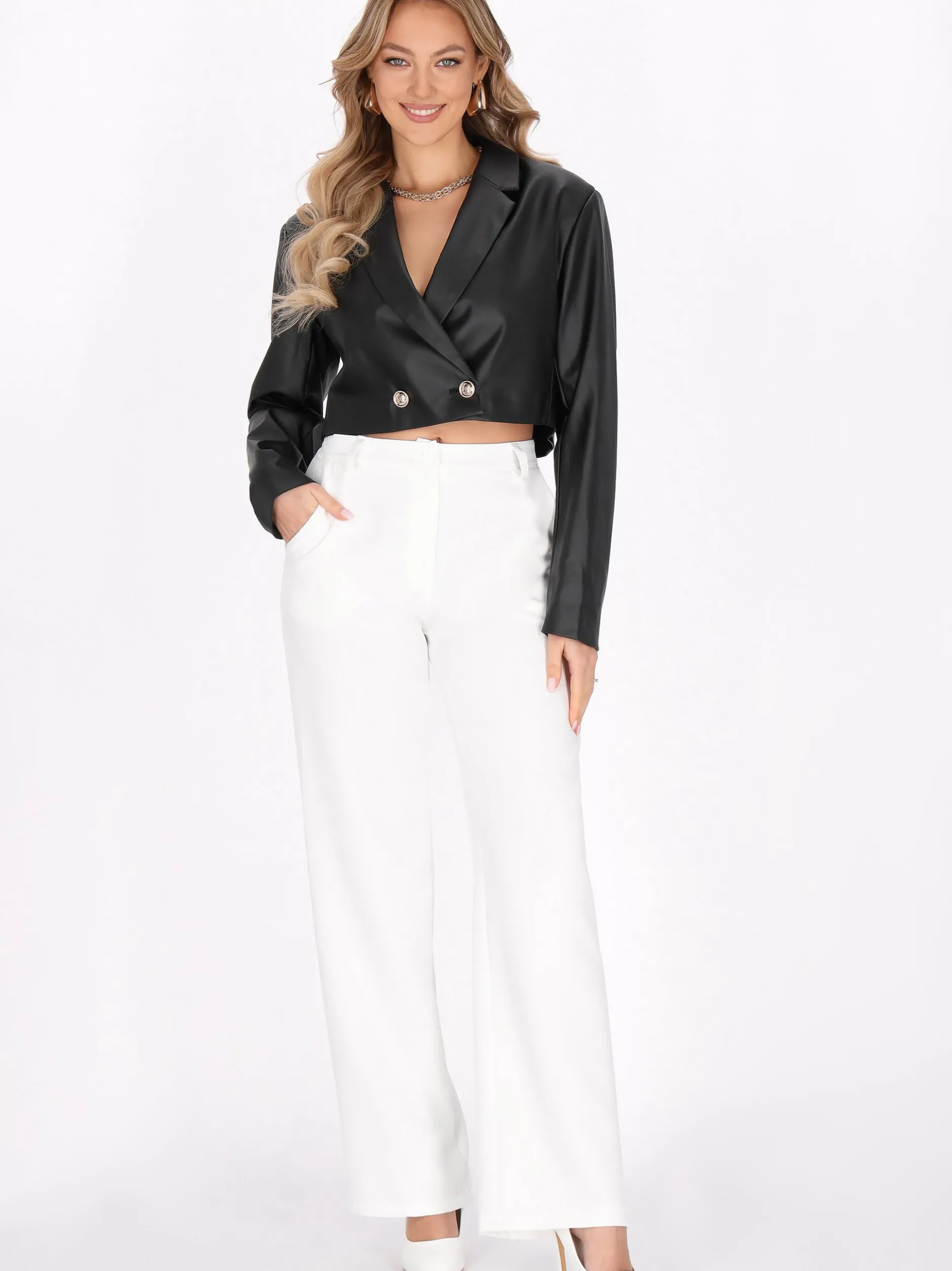 Faina Damen Jacke in schwarz