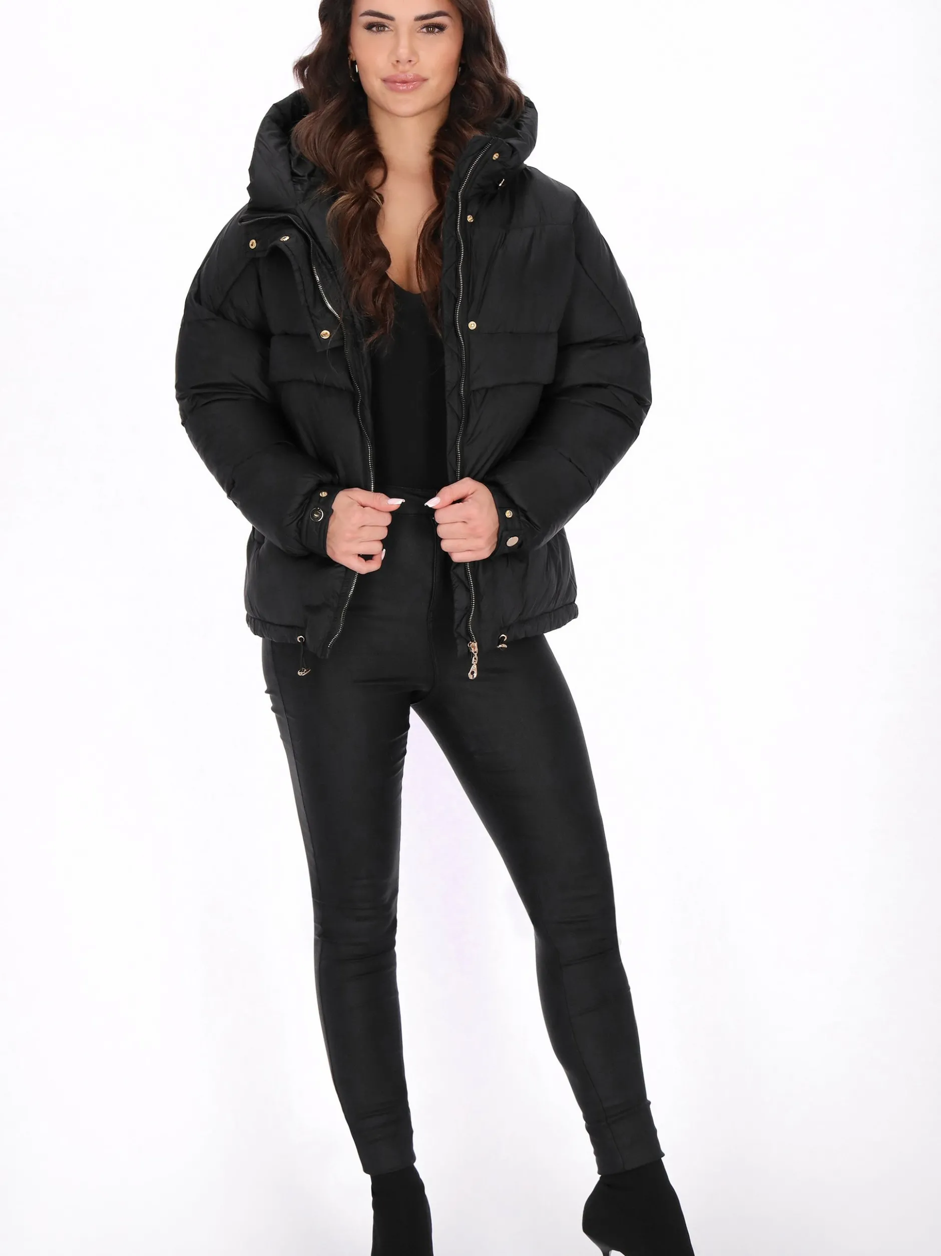 Faina Damen Jacke in schwarz