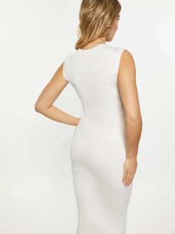 Faina Damen Kleid in weiß - Ausschnitt: Rundhals