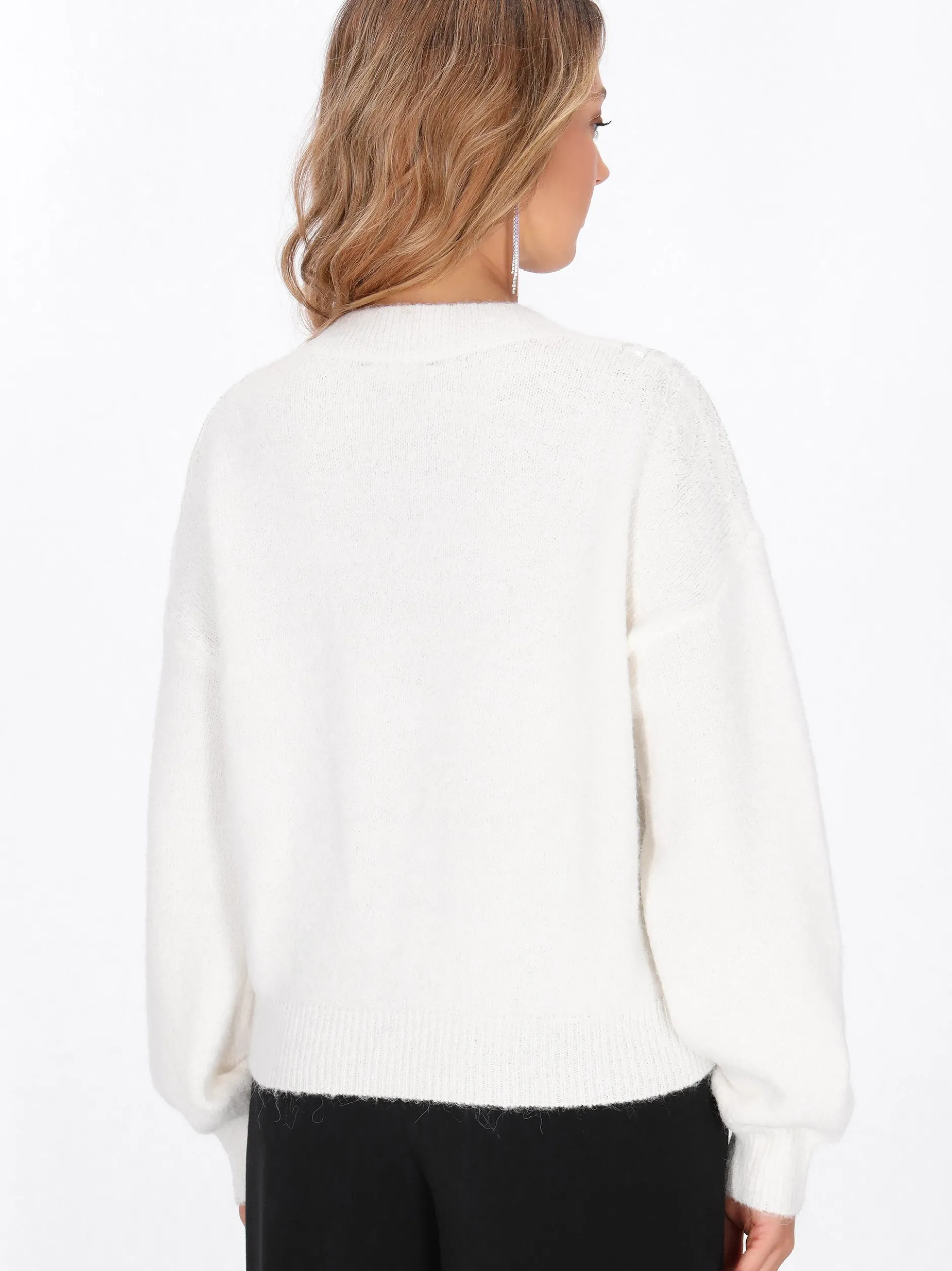 Faina Damen Pullover in weiß - Ausschnitt: Rundhals