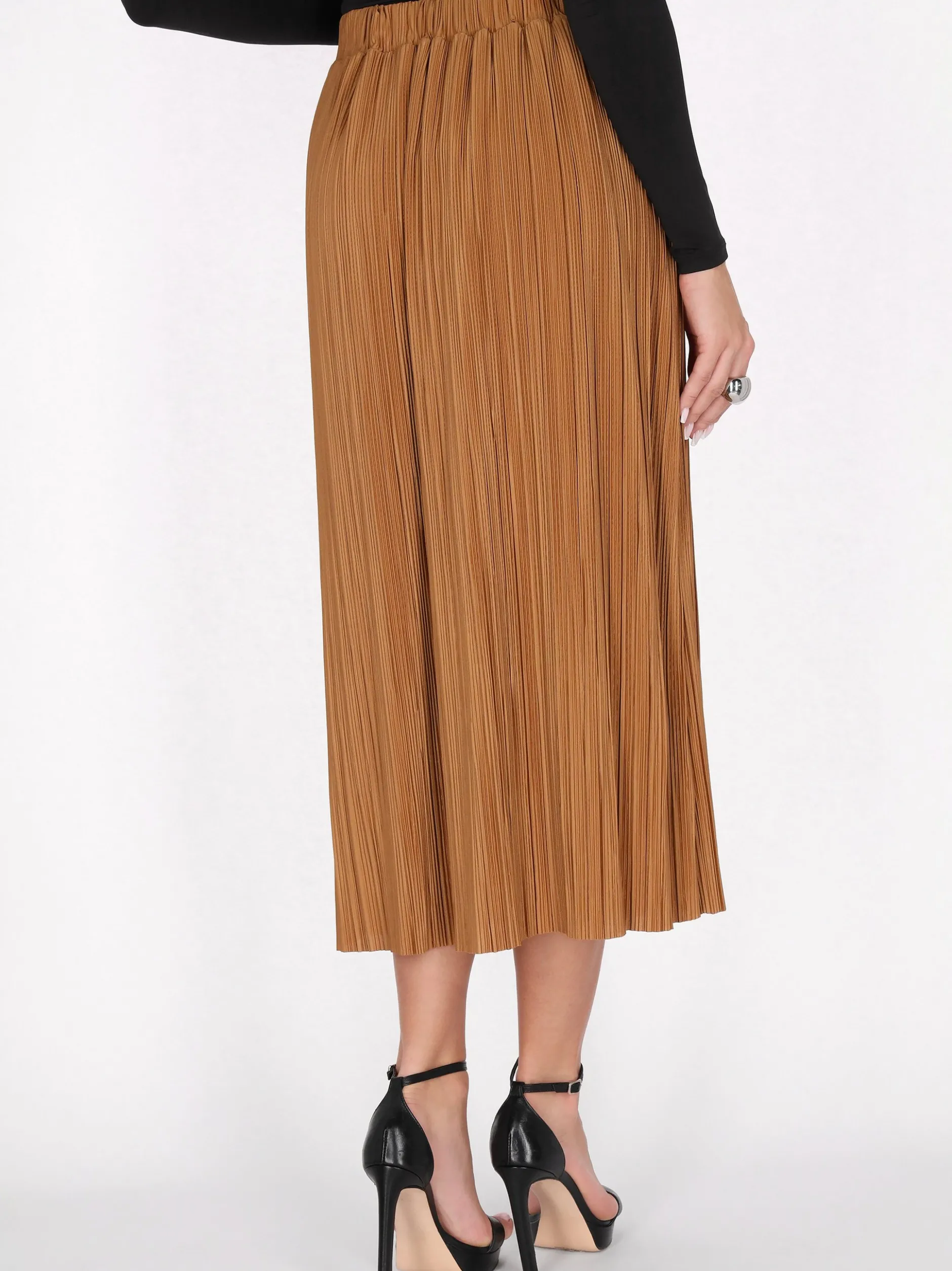 Faina Damen Rock in camel