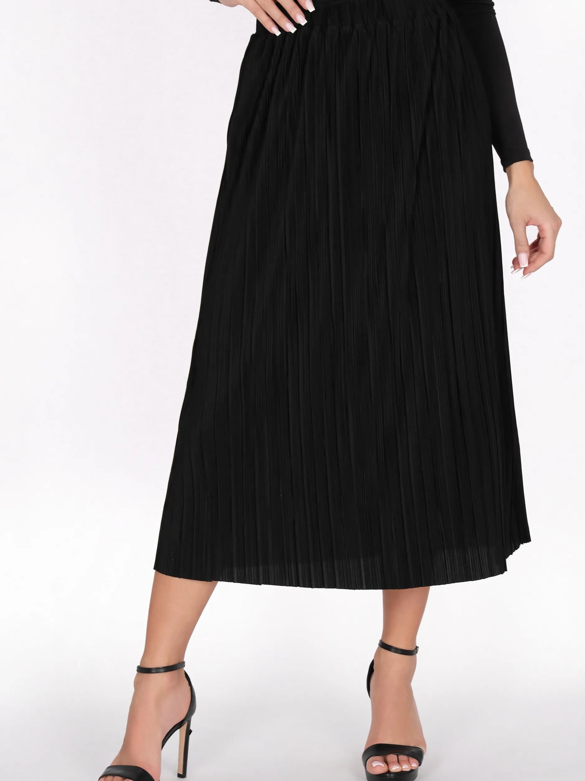 Faina Damen Rock in schwarz