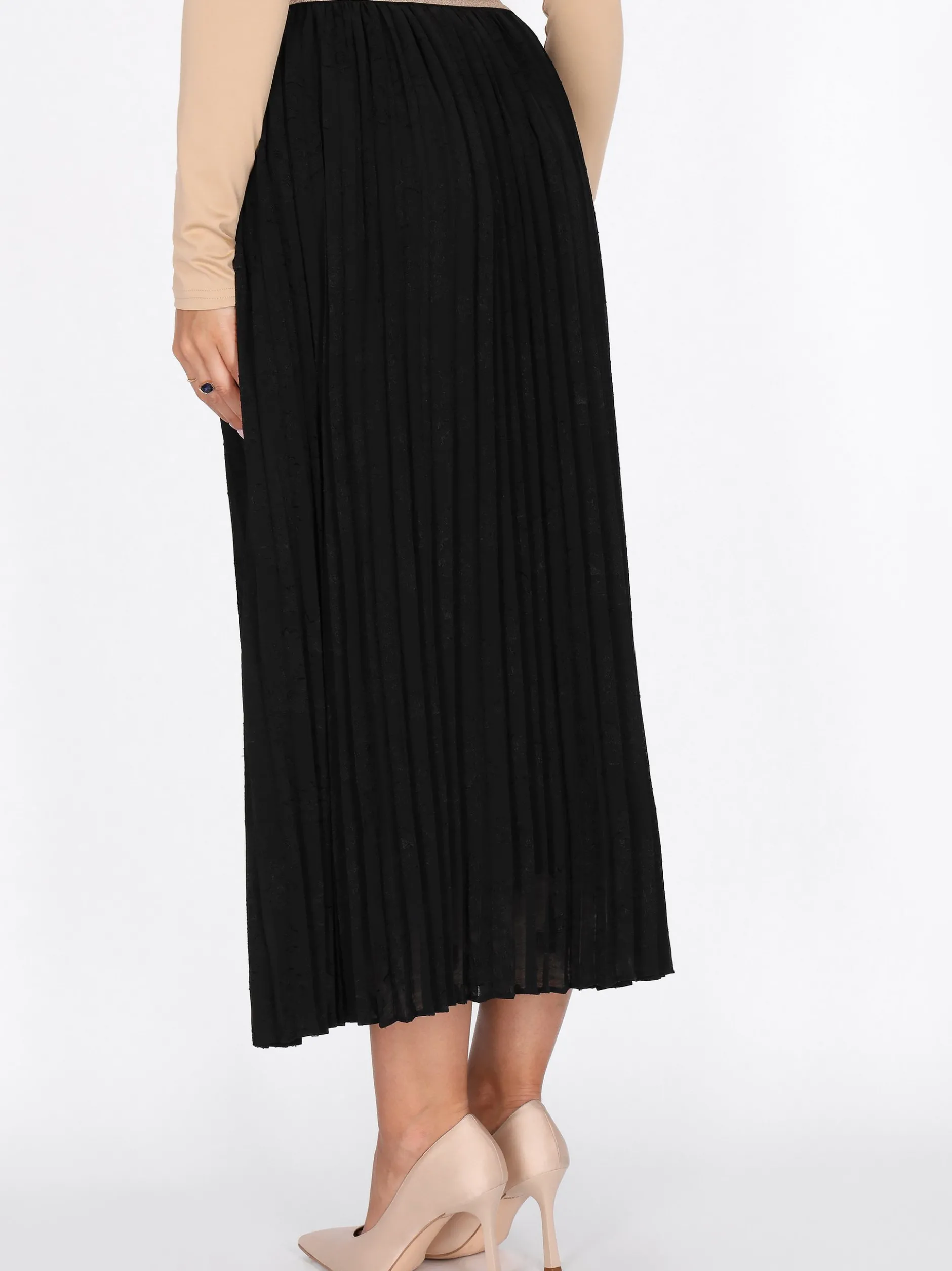 Faina Damen Rock in schwarz