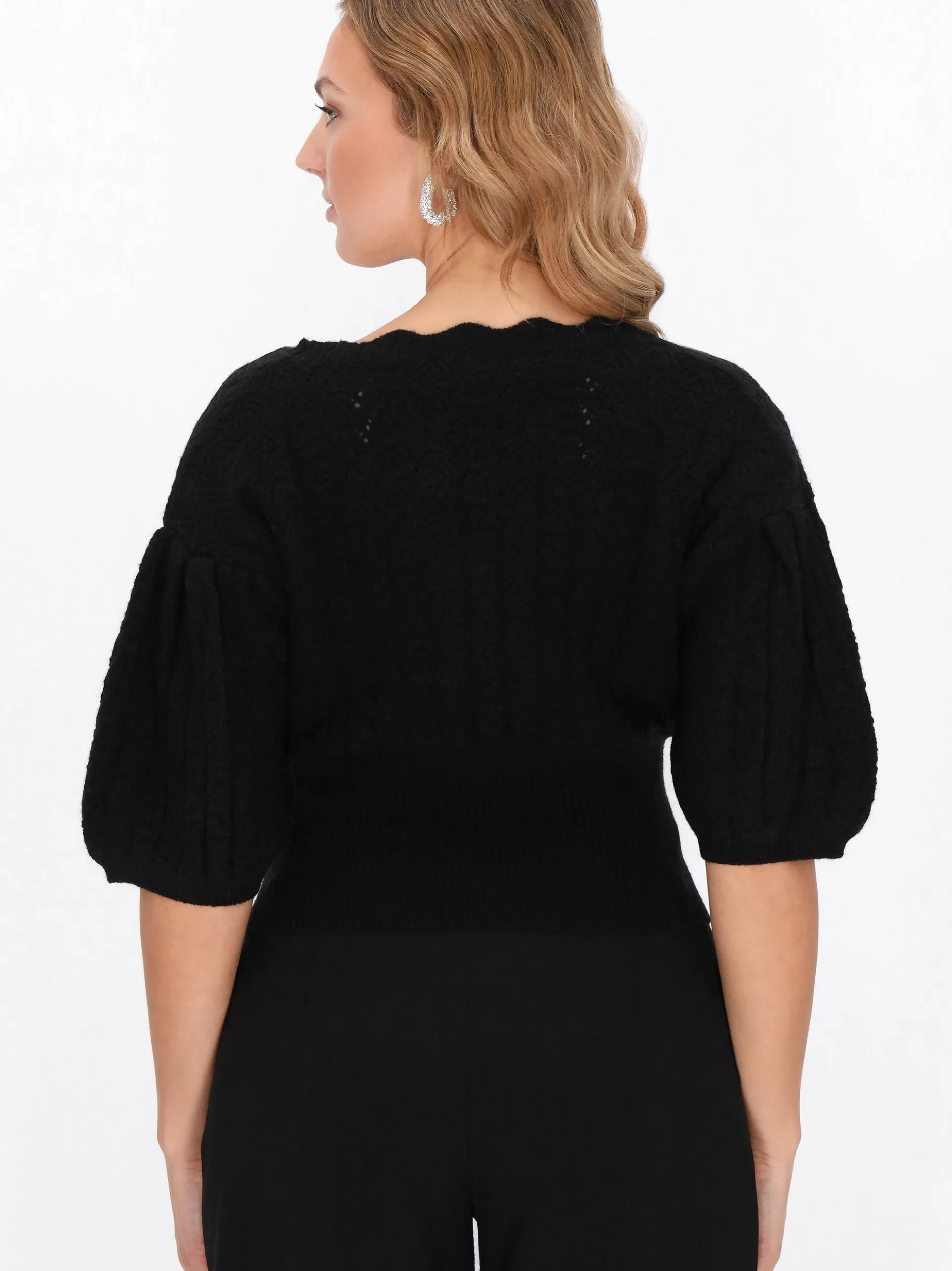 Faina Damen Strickjacke in schwarz