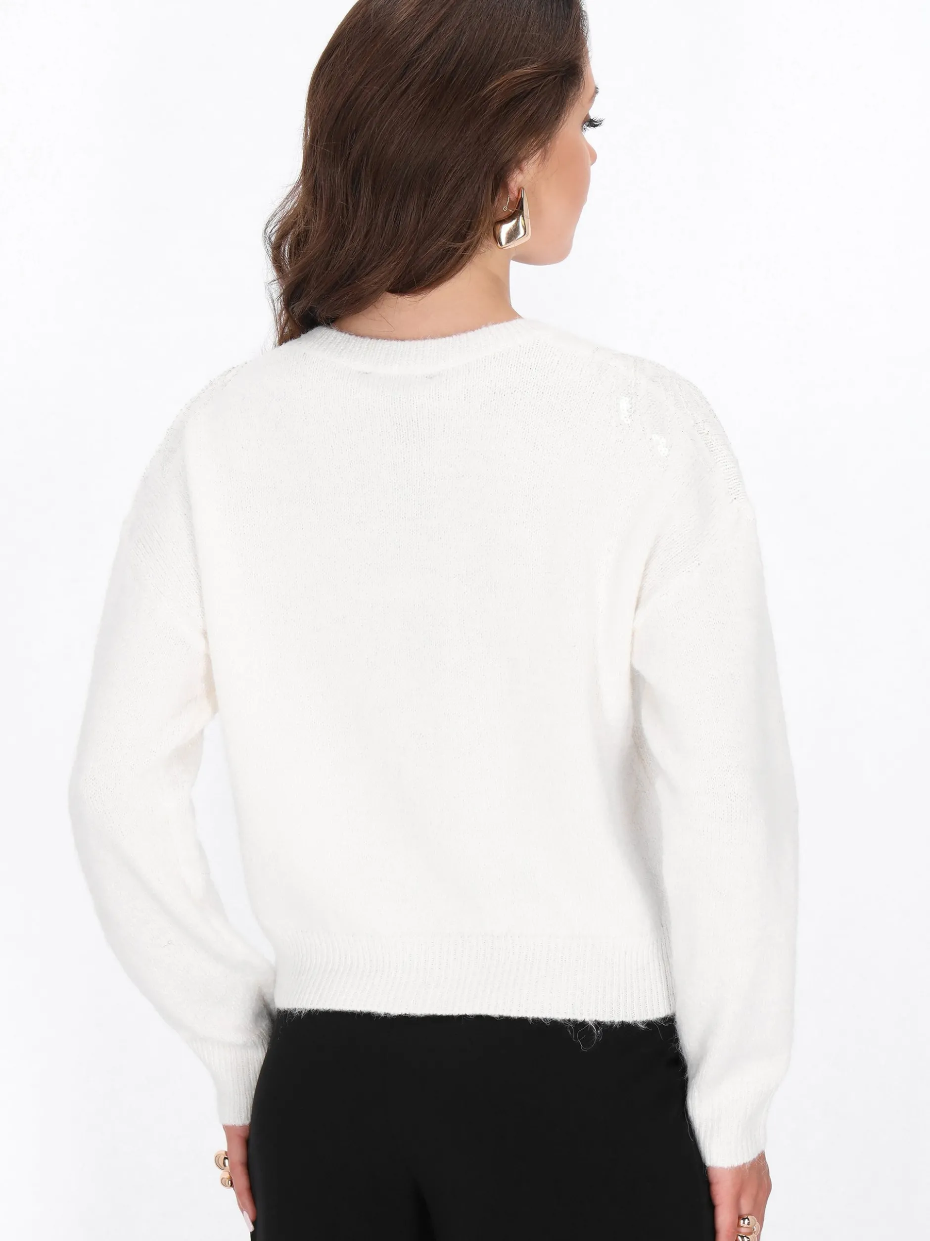 Faina Damen Strickjacke in weiß - Ausschnitt: Rundhals