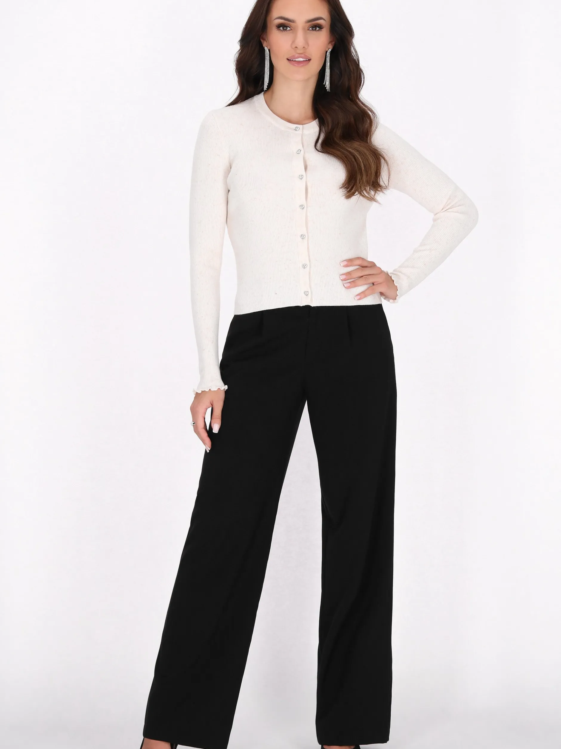 Faina Damen Strickjacke in weiß - Ausschnitt: Rundhals