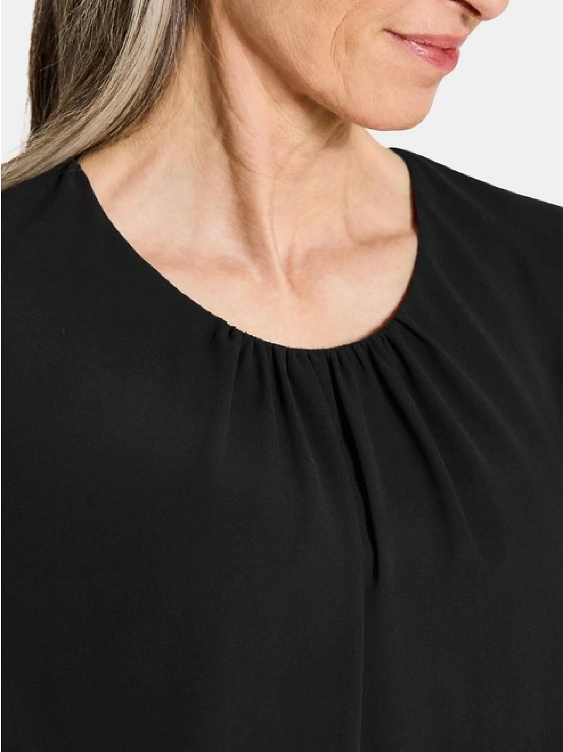 Goldner Damen Blusen - Kurzgröße in schwarz