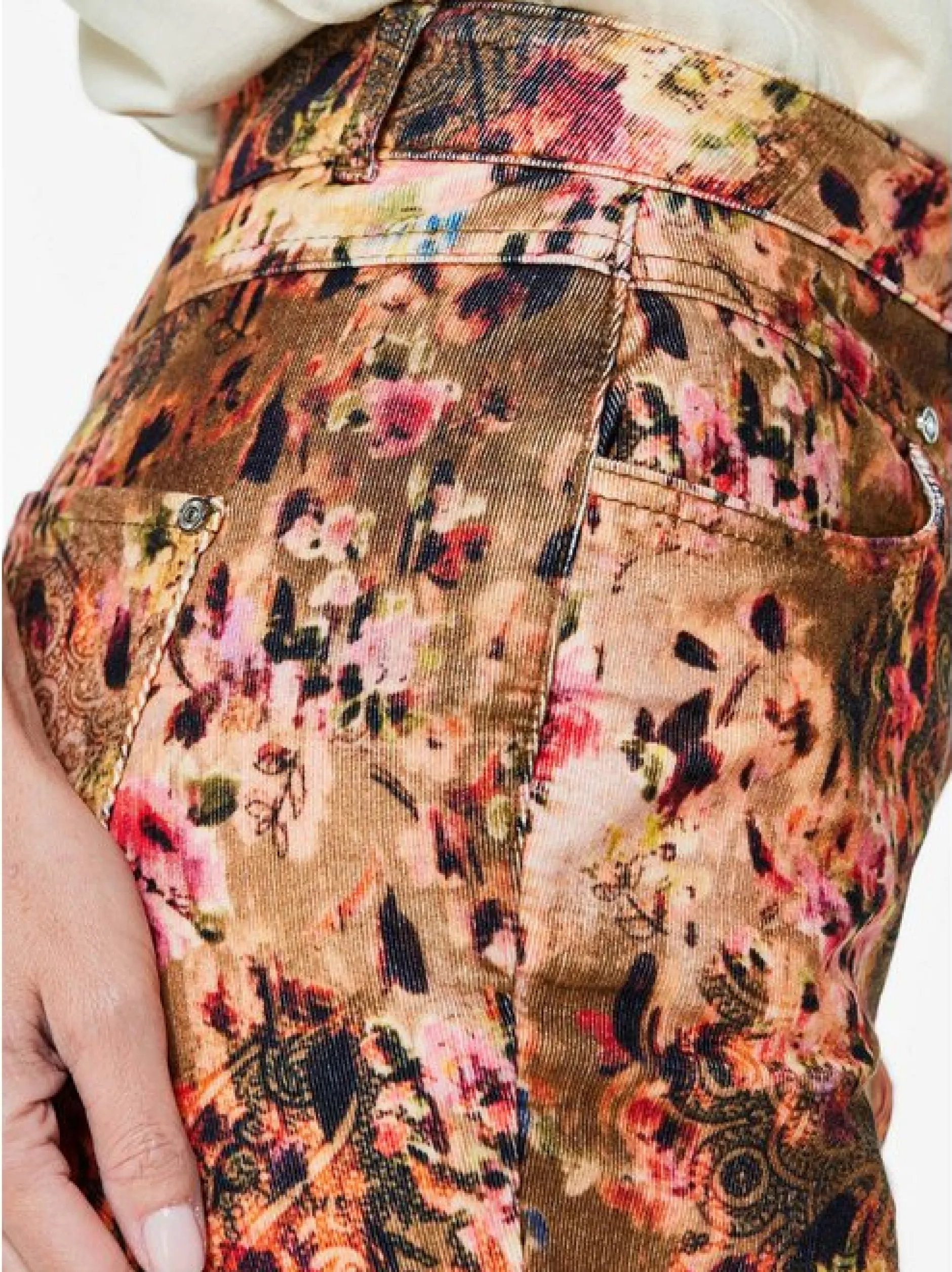 Goldner Damen Gemusterte Hosen in camel