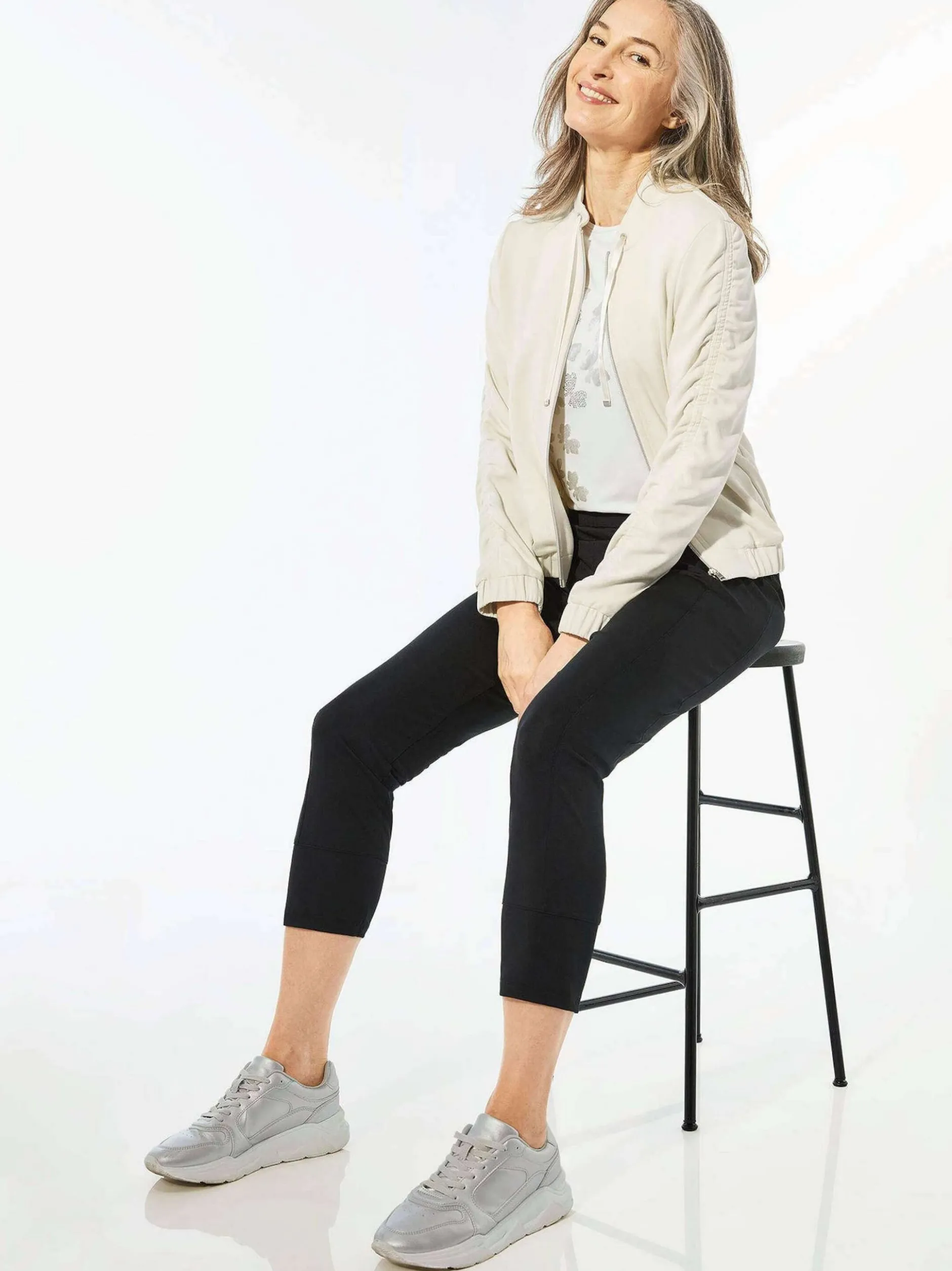 Goldner Damen Jacken in medium stone
