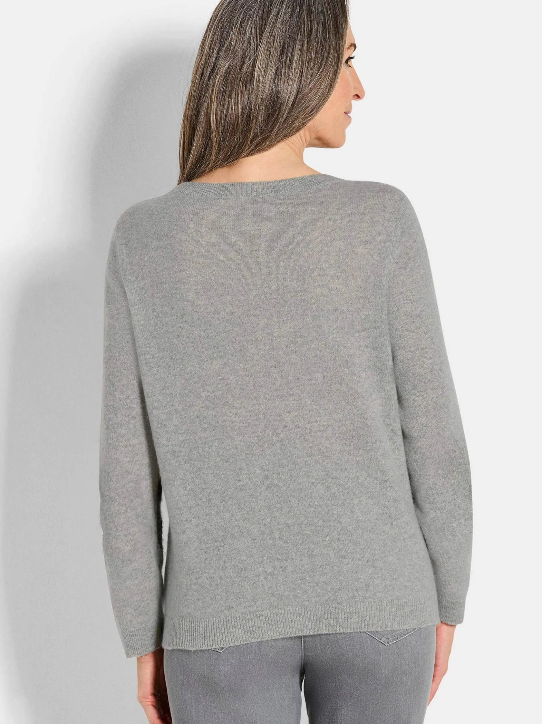 Goldner Damen Pullover in grau - Ausschnitt: U-Boot