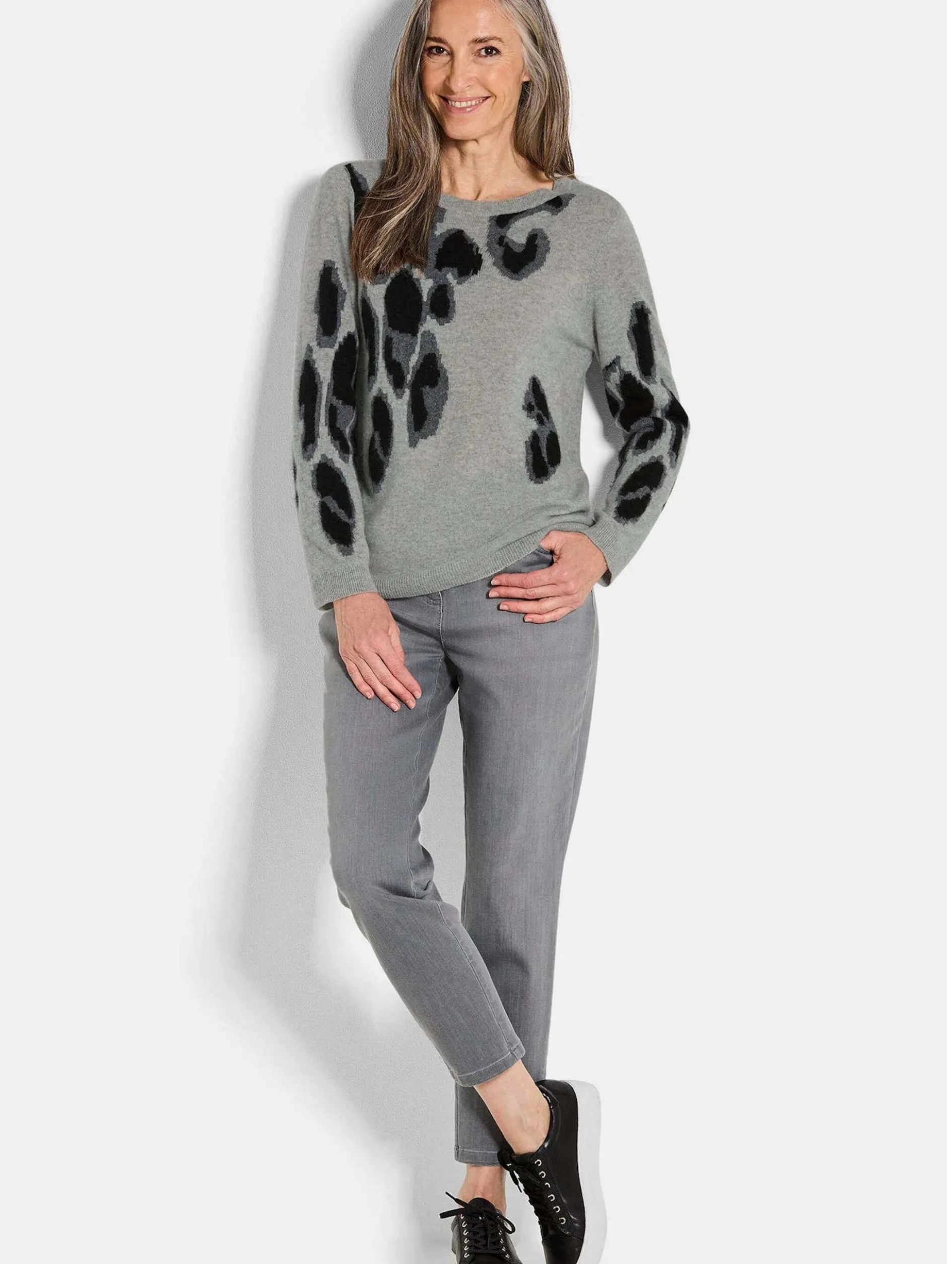 Goldner Damen Pullover in grau - Ausschnitt: U-Boot
