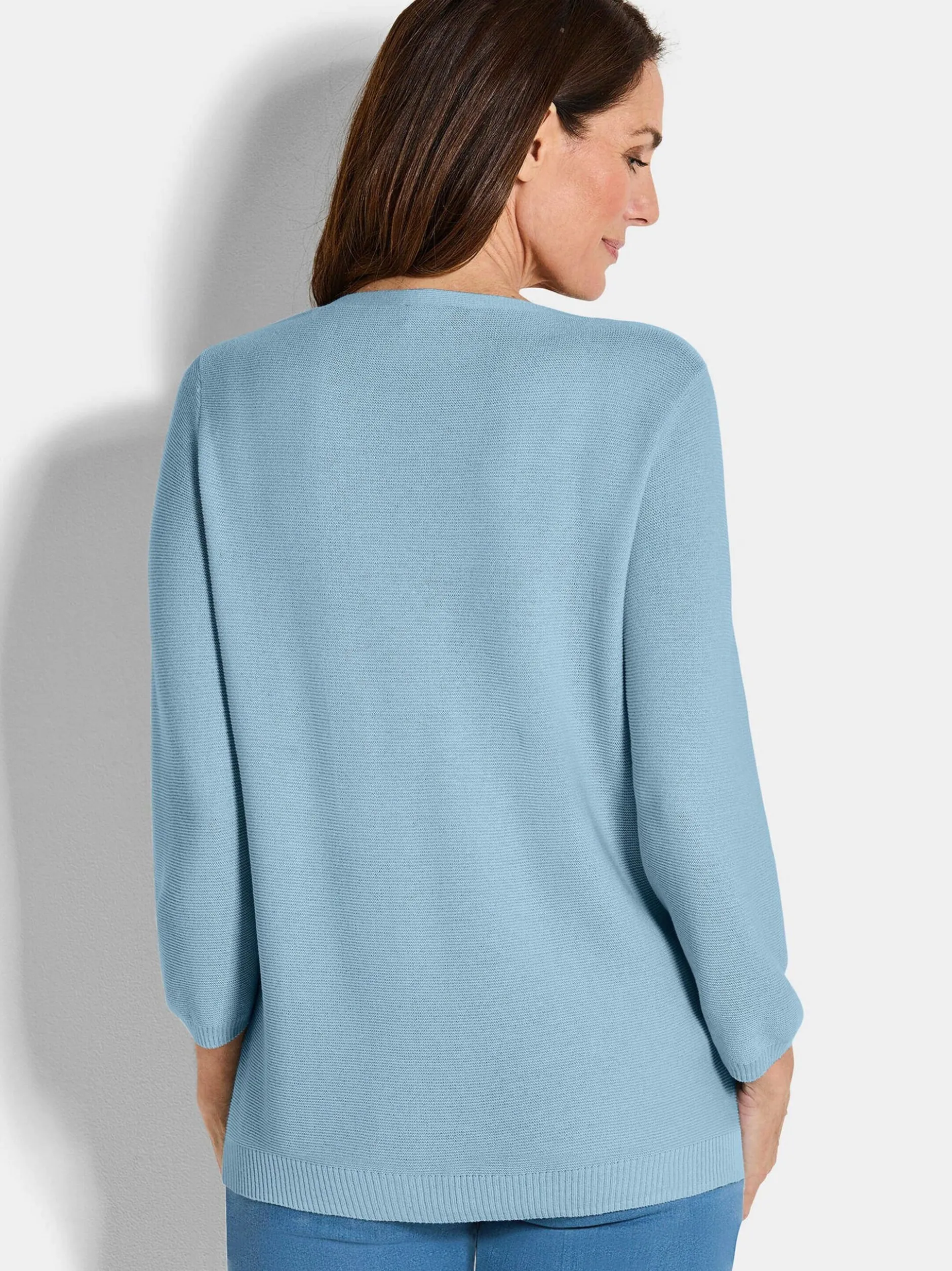 Goldner Damen Pullover in hellblau - Ausschnitt: U-Boot