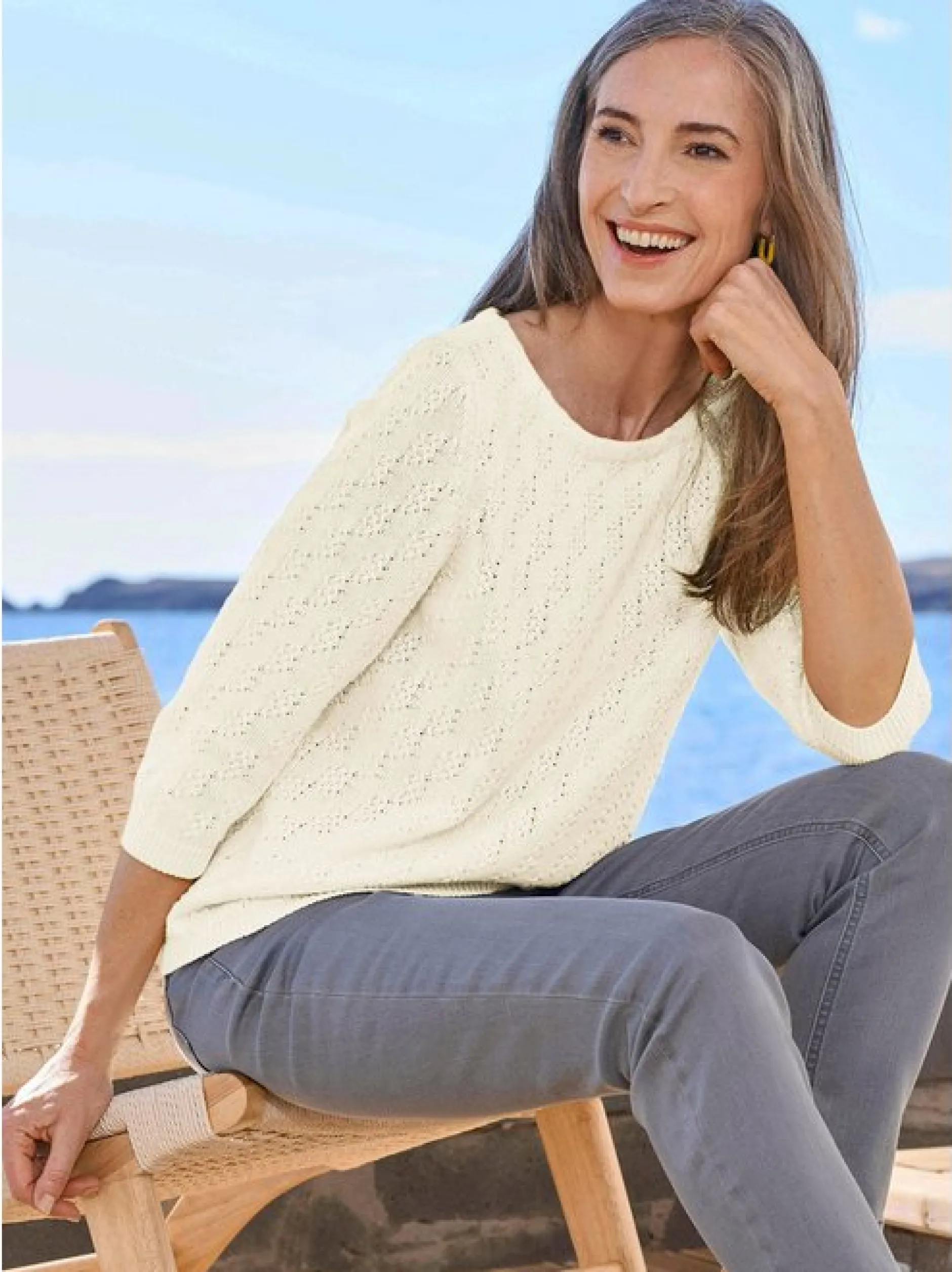 Goldner Damen Pullover in weiß - Ausschnitt: U-Boot