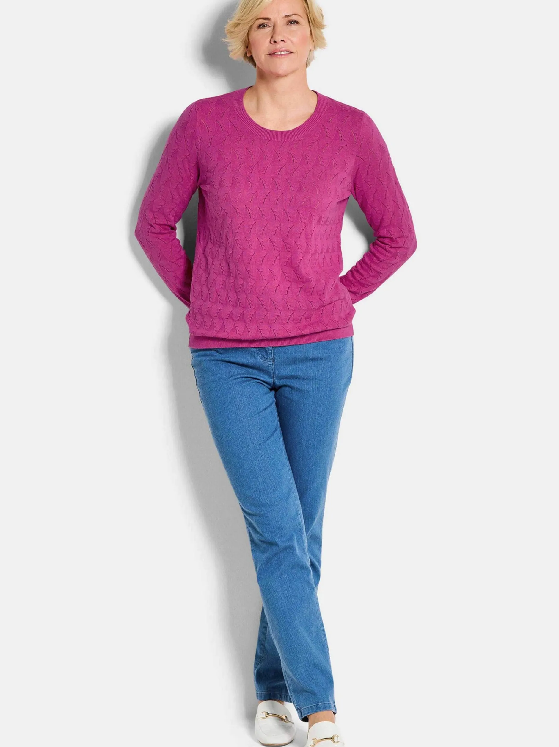 Goldner Damen Pullover - Kurzgröße in aubergine
