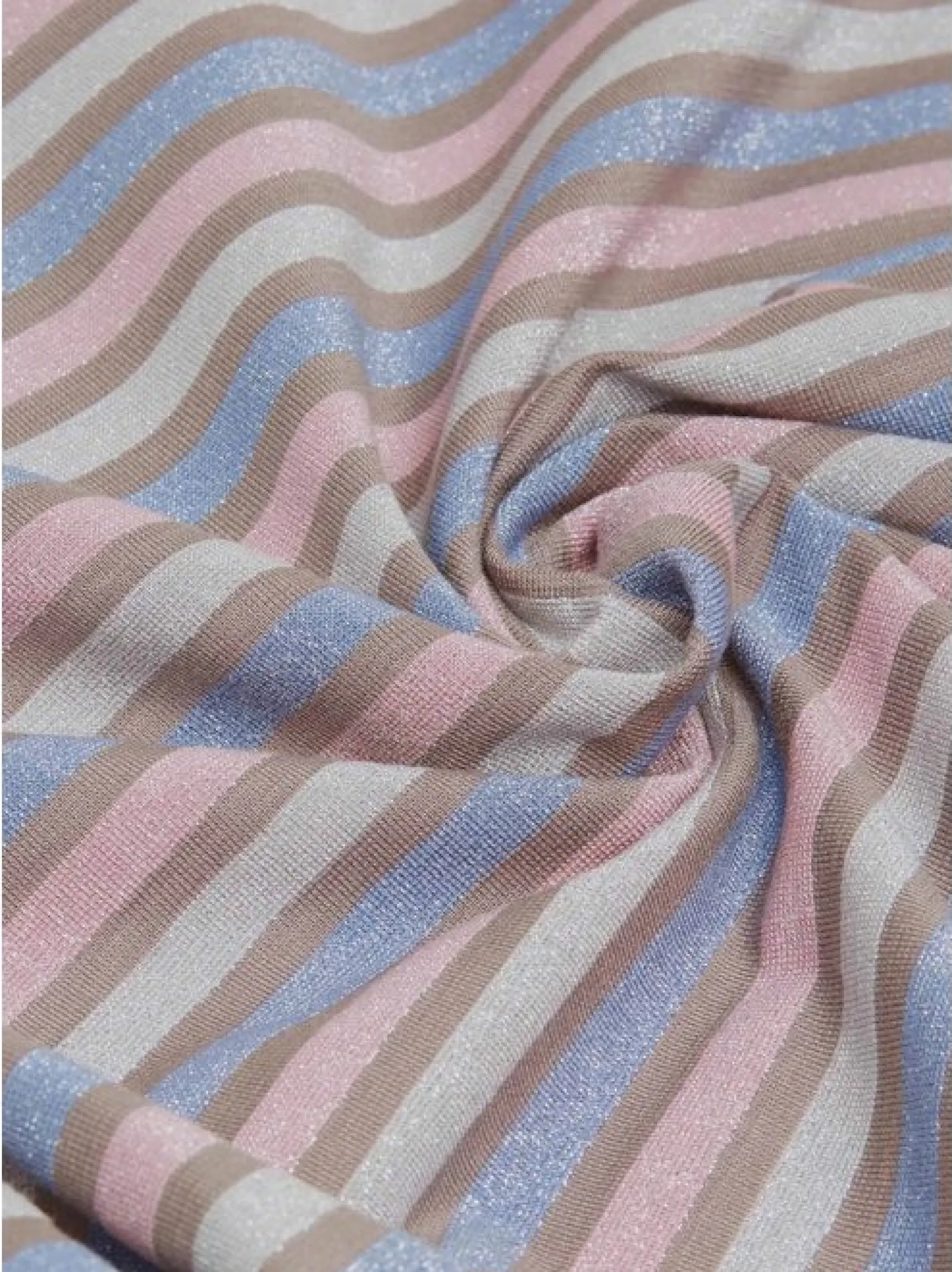 Goldner Damen Rollkragenpullover in mehrfarbig